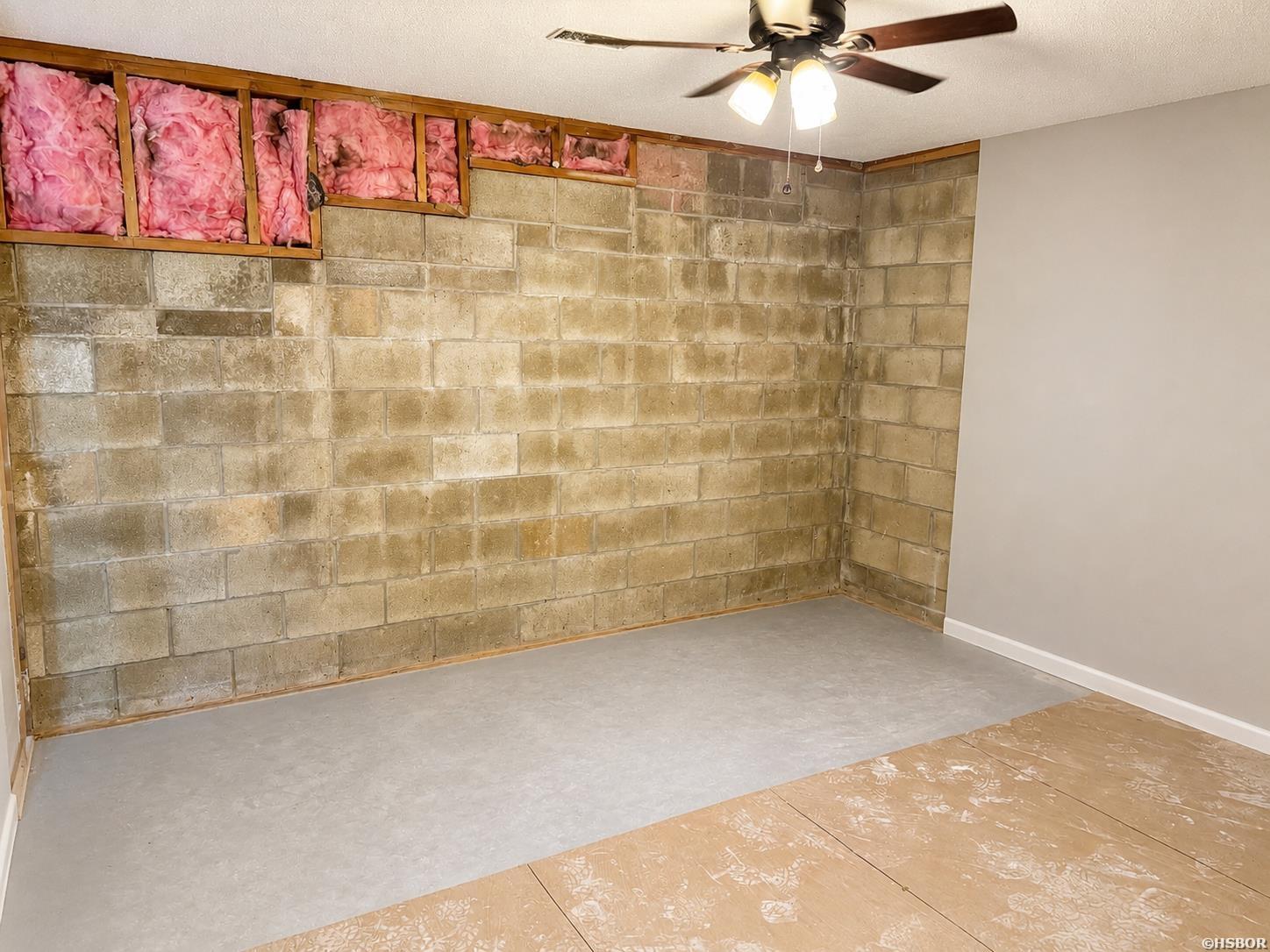 122 Village Road Property Photo 11