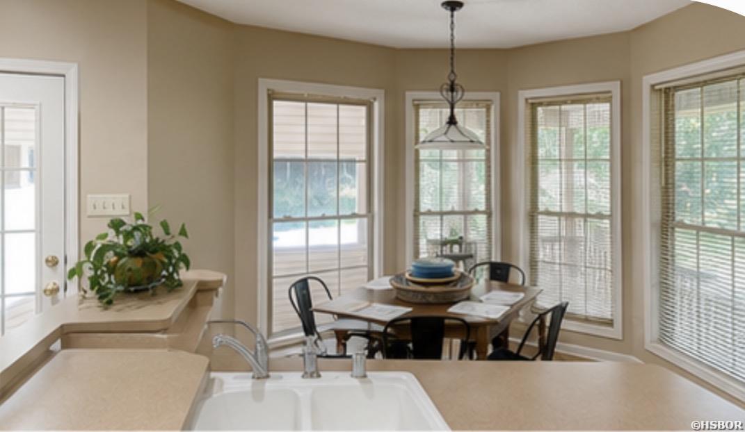 100 Pebble Beach Drive Property Photo 9