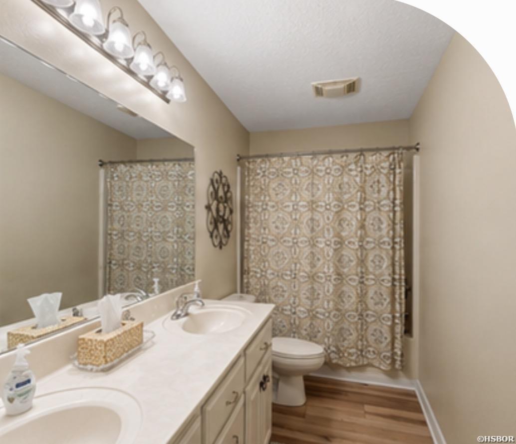 100 Pebble Beach Drive Property Photo 13