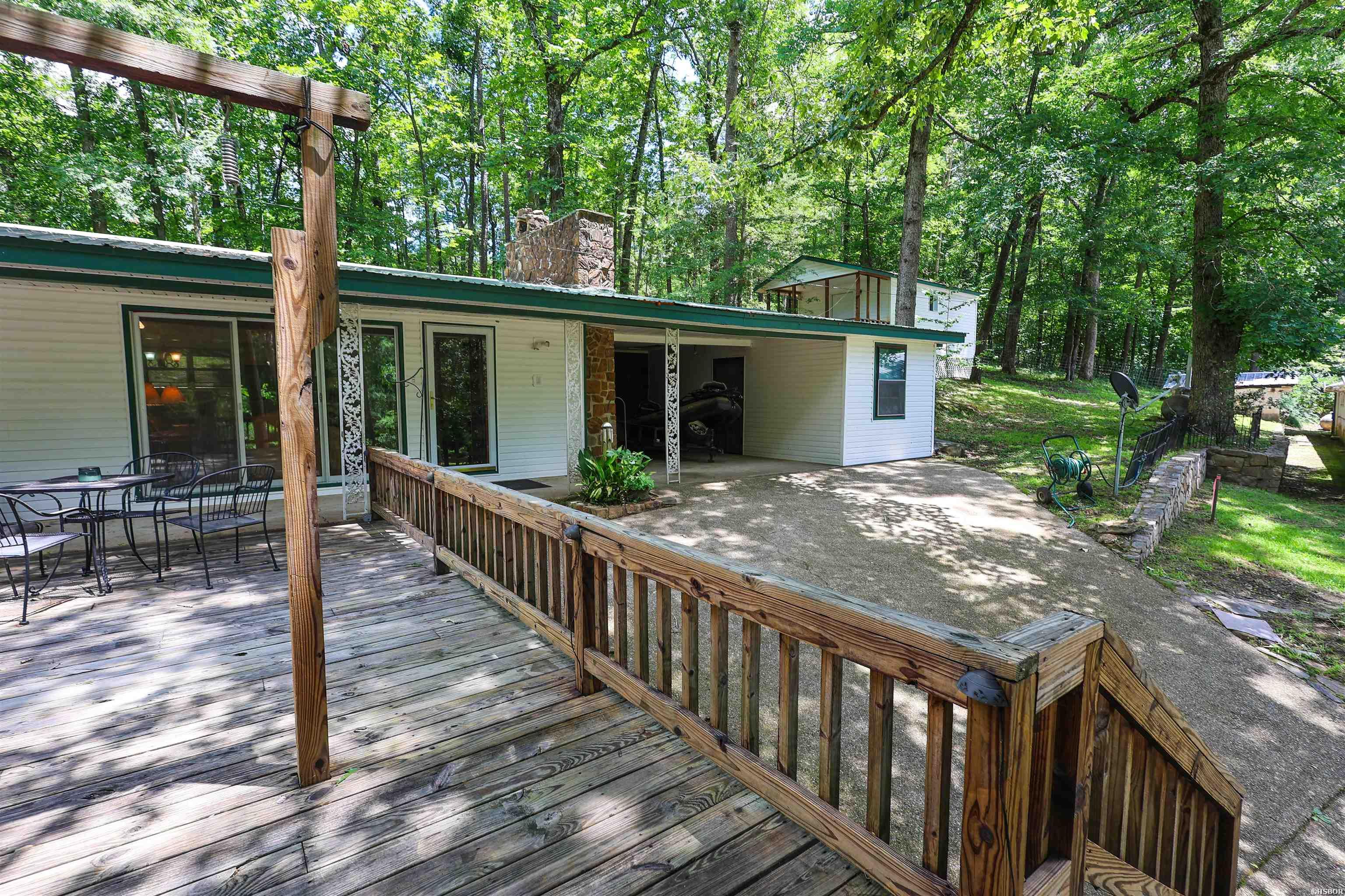 48 Mccauley Property Photo 4