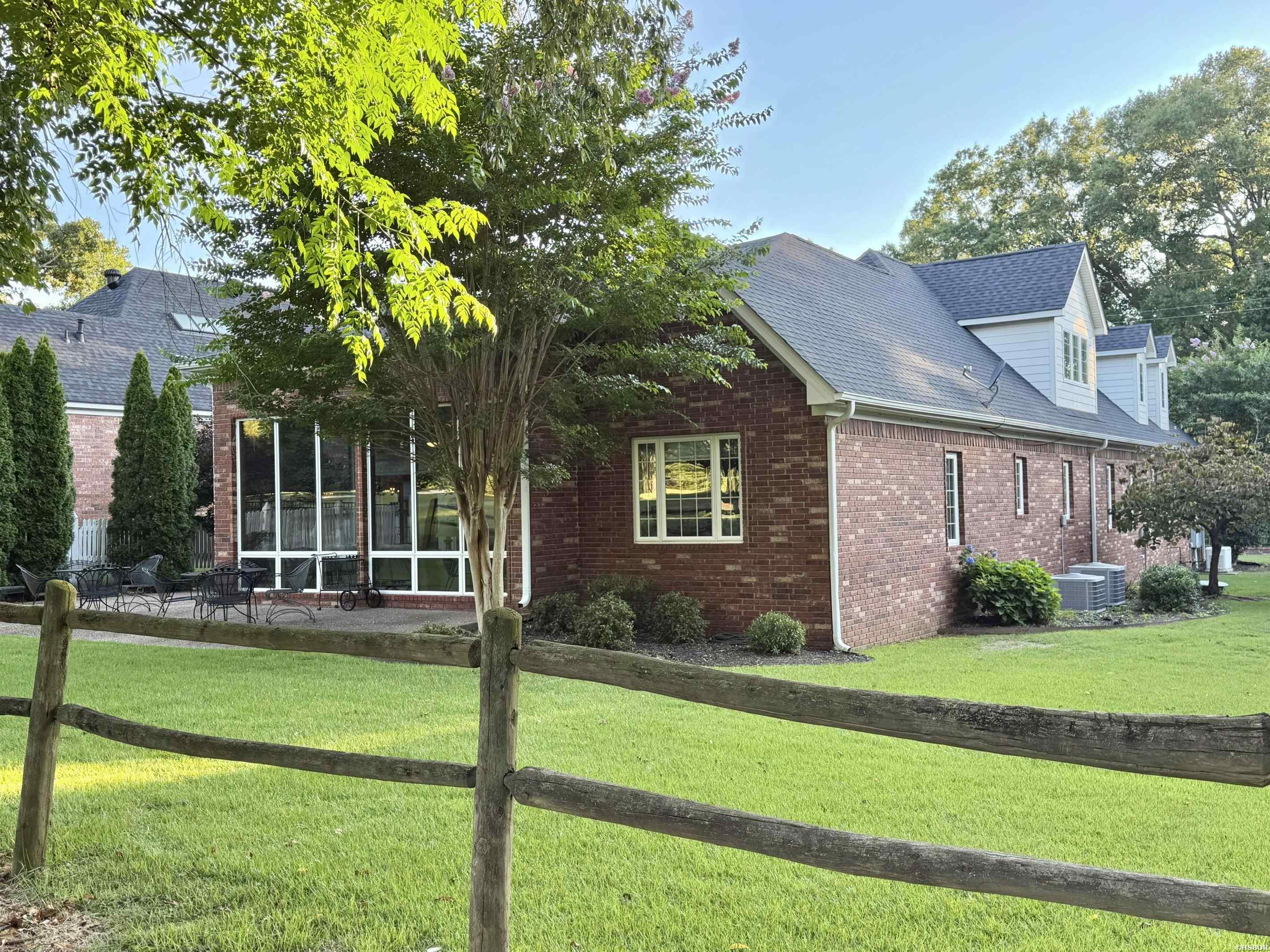 671 Shady Grove Road Property Photo 6