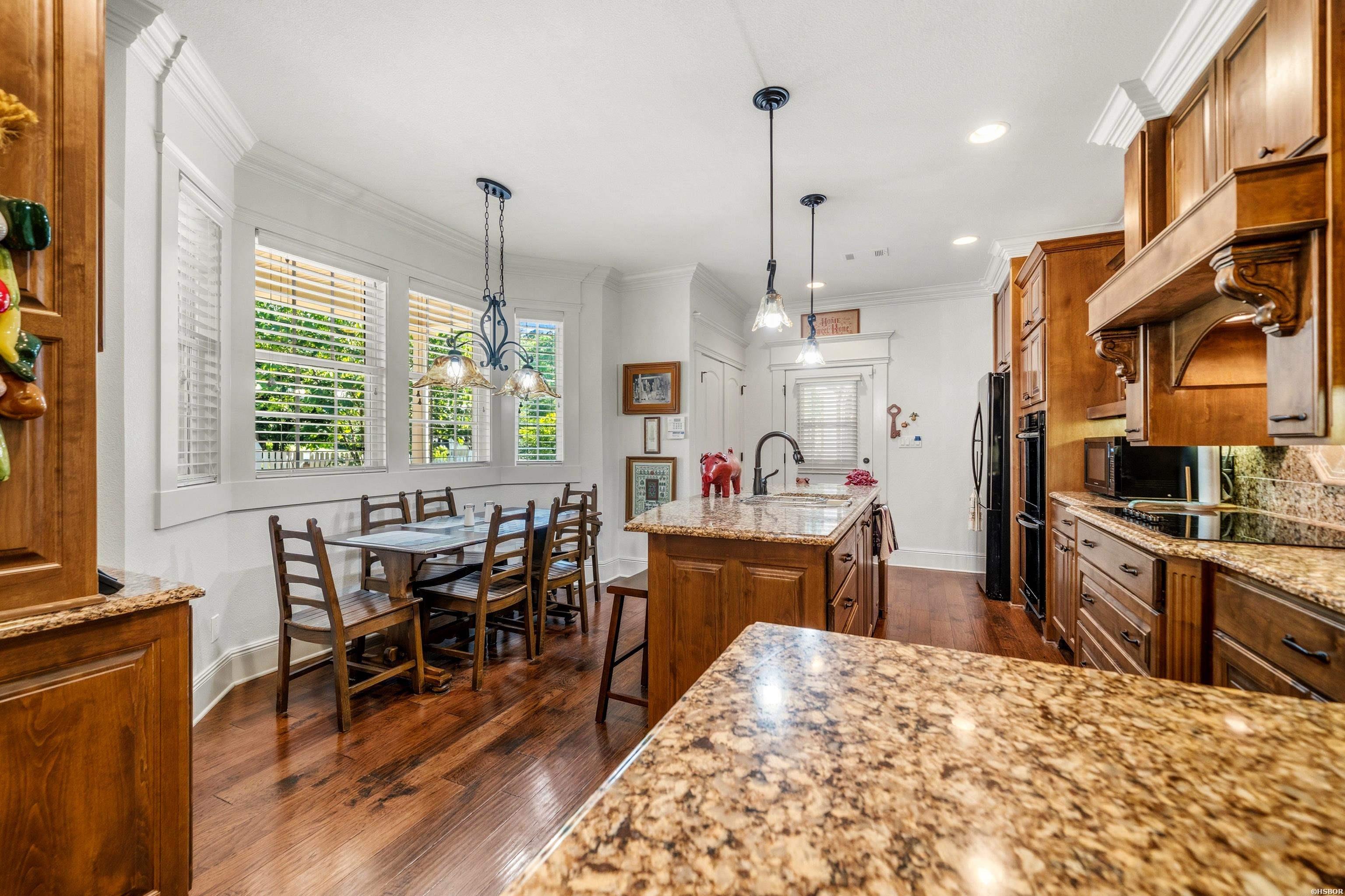 671 Shady Grove Road Property Photo 16
