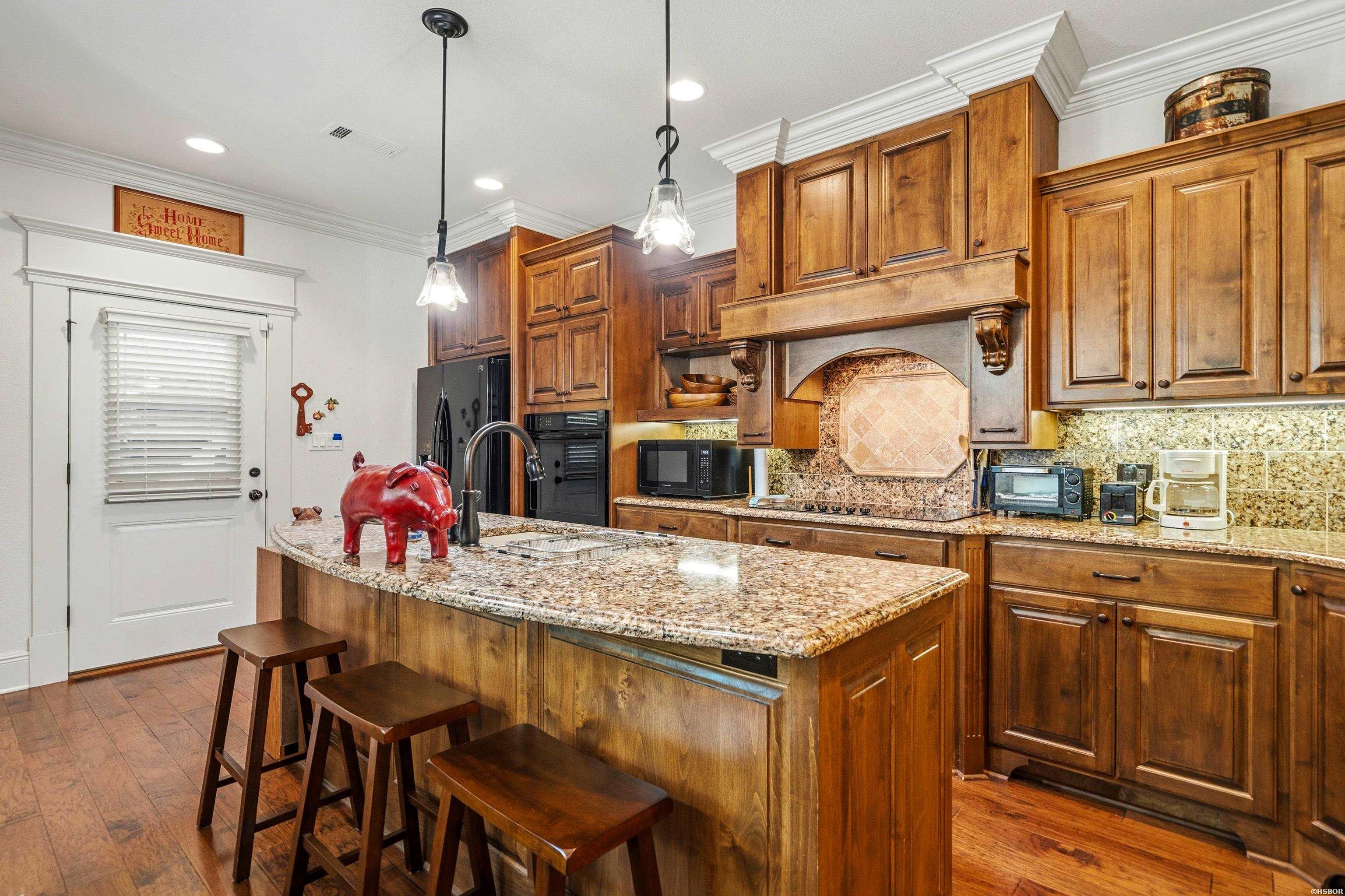 671 Shady Grove Road Property Photo 18