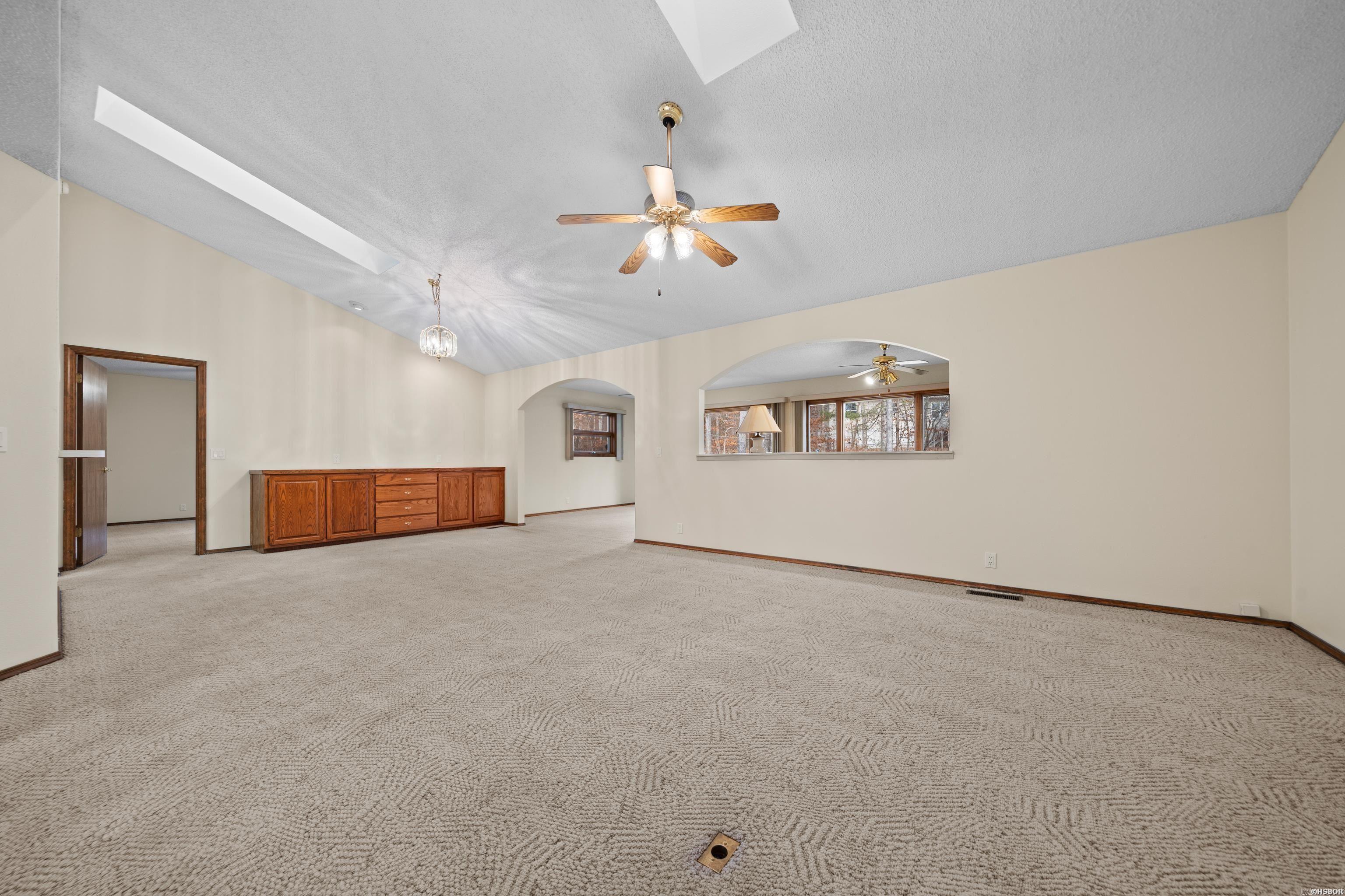 34 Alicante Way Property Photo 5