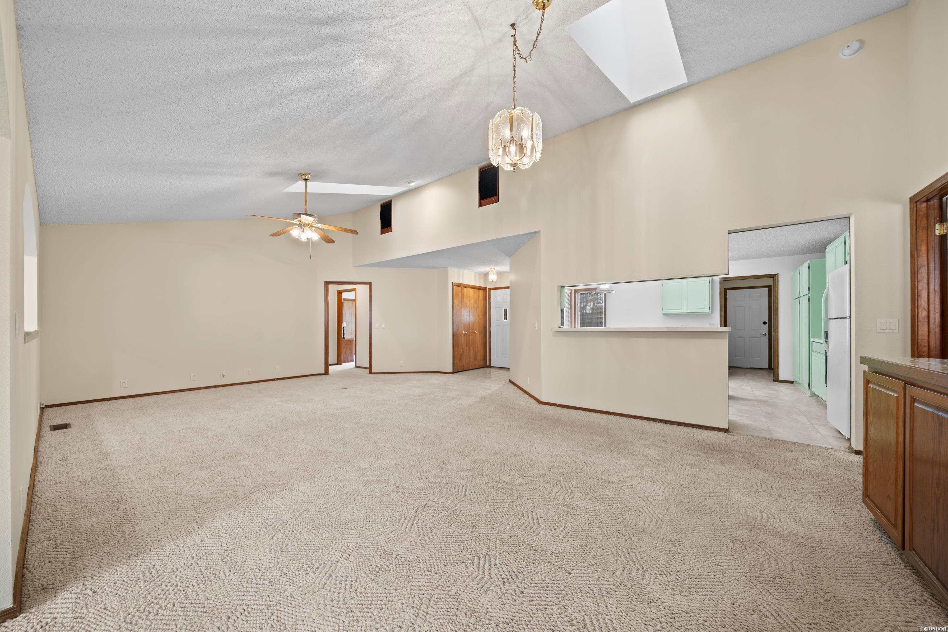 34 Alicante Way Property Photo 6