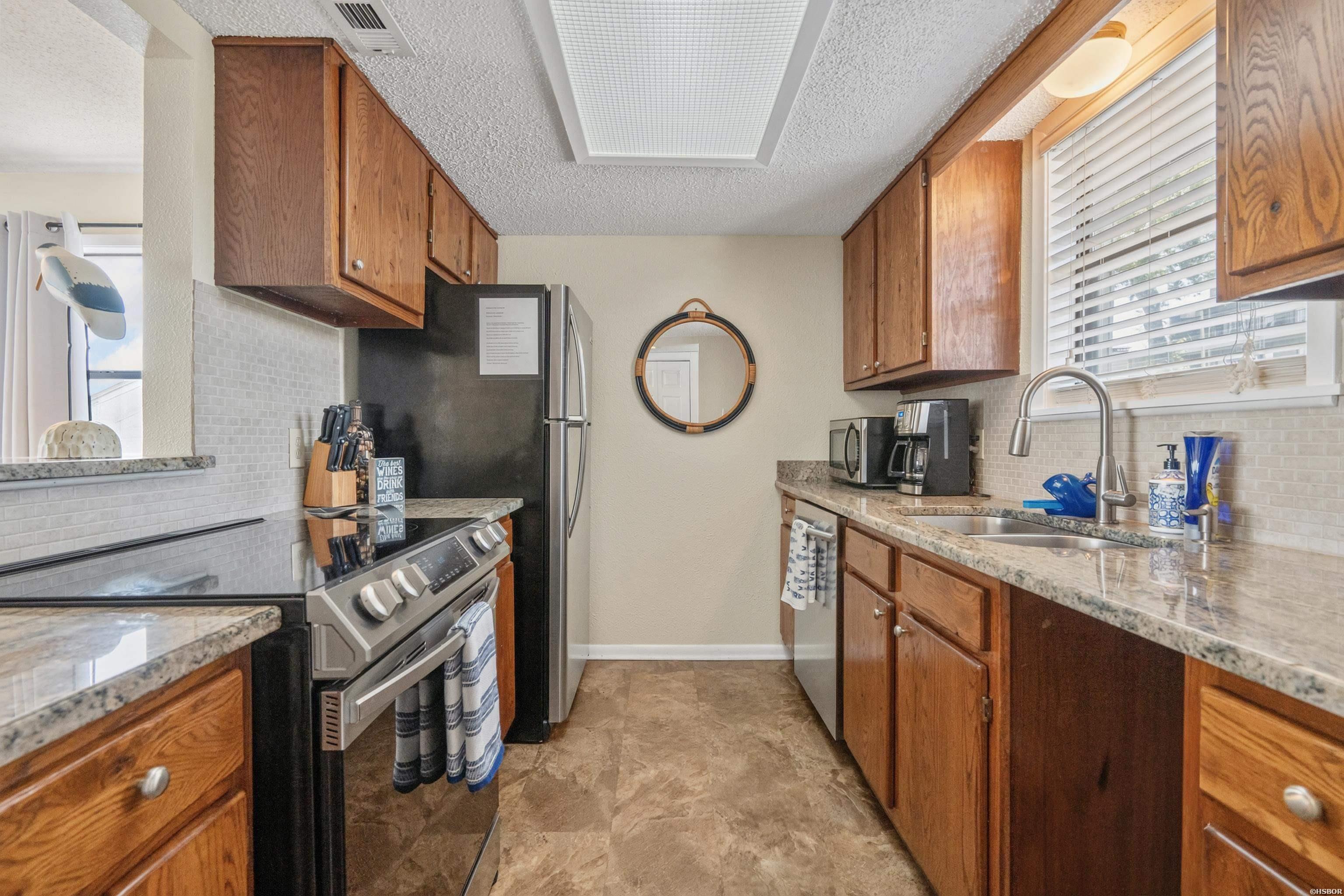 120 Catalina Circle Property Photo 5