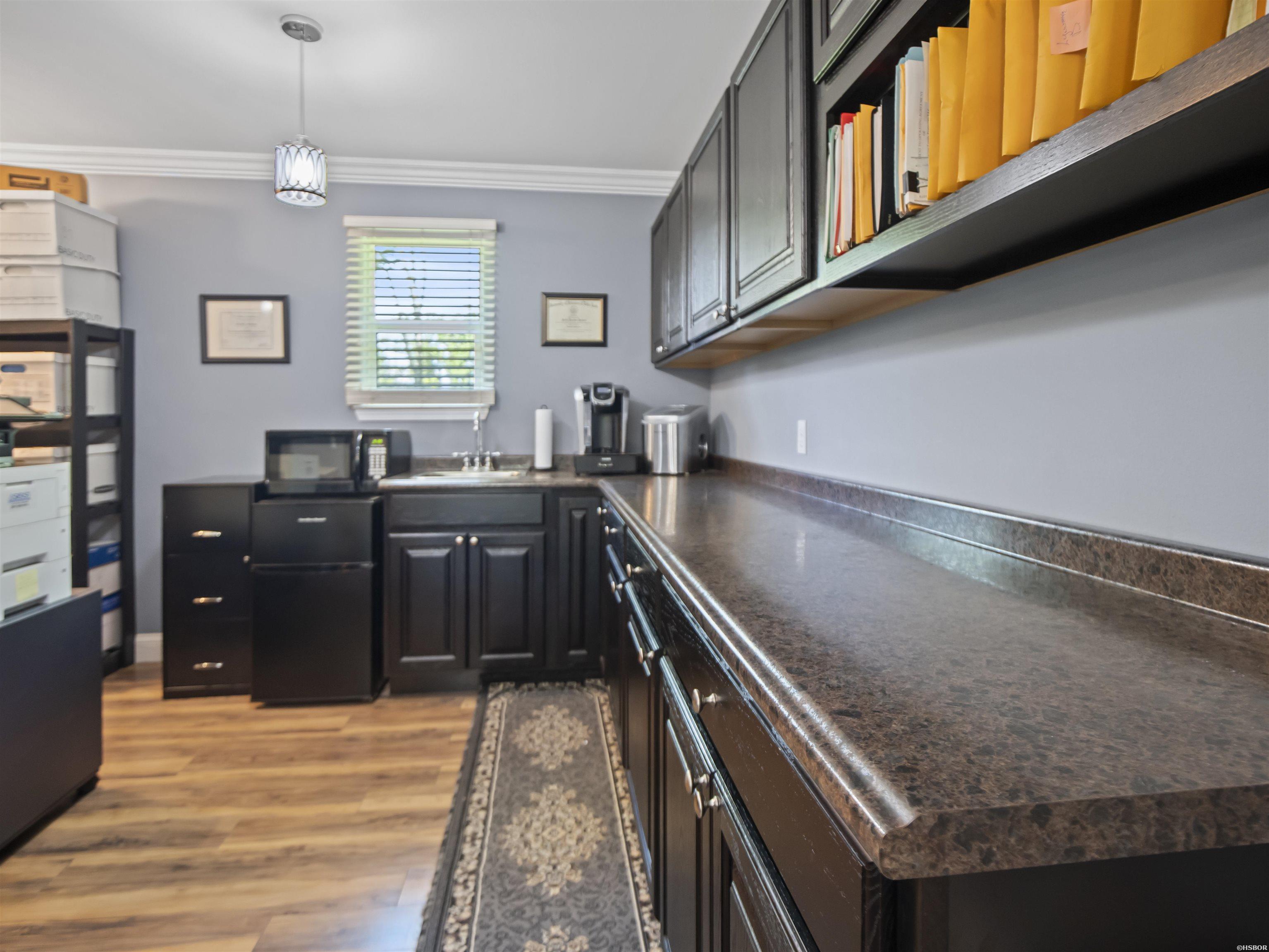 6973 Highway 7 Property Photo 11