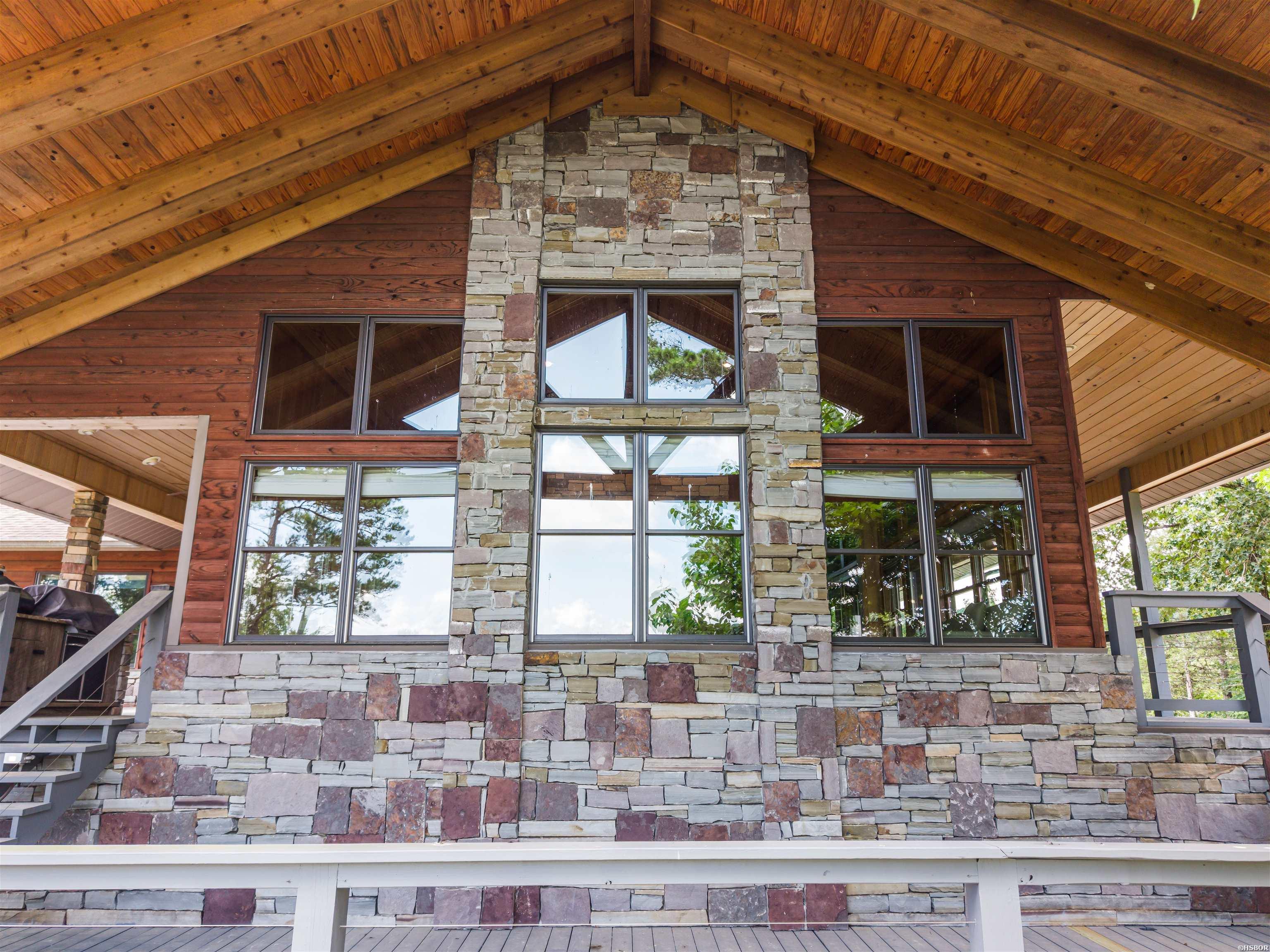 110 Lizard Lane Property Photo 4