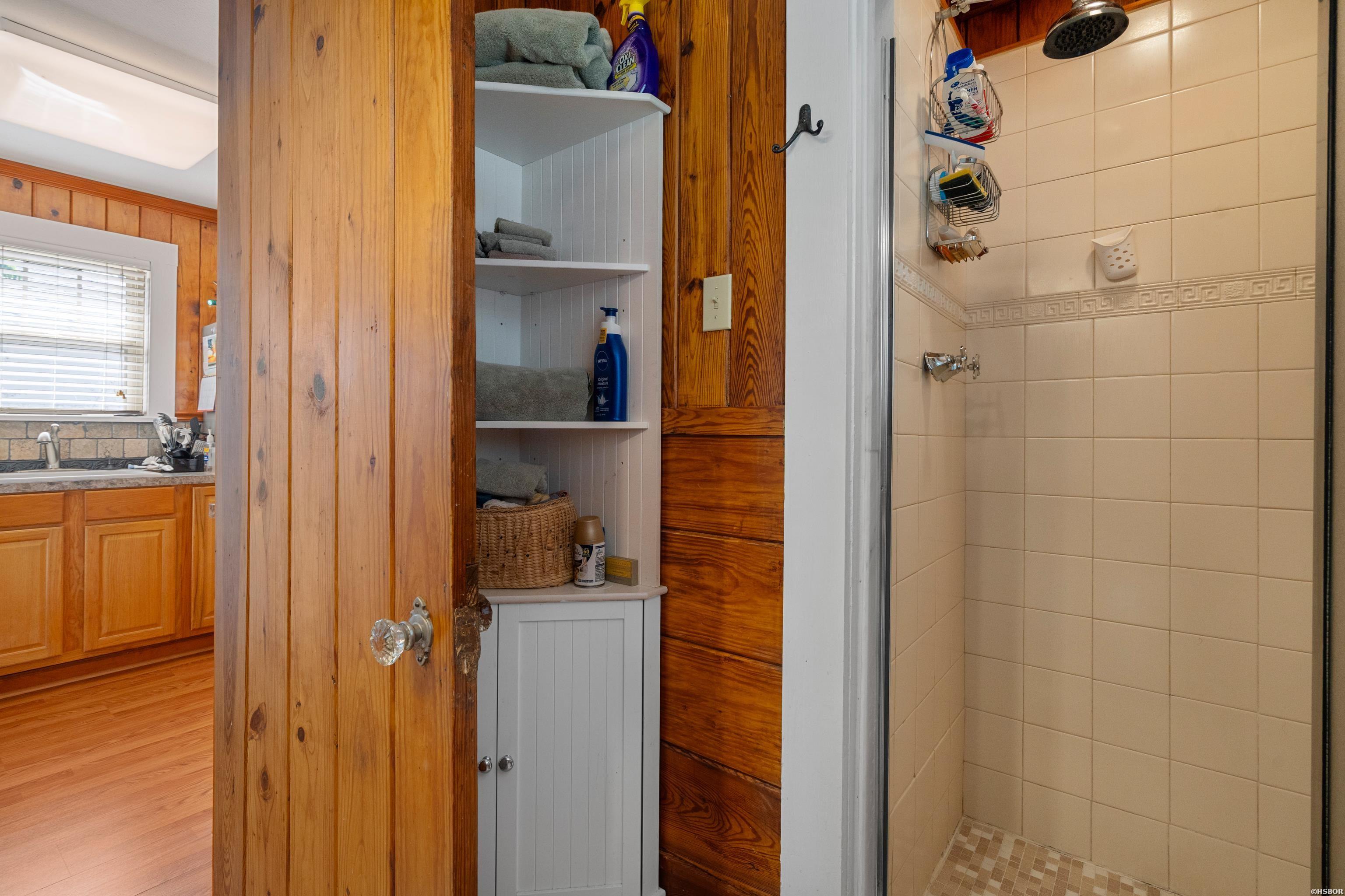 105 Chambers Point Property Photo 14