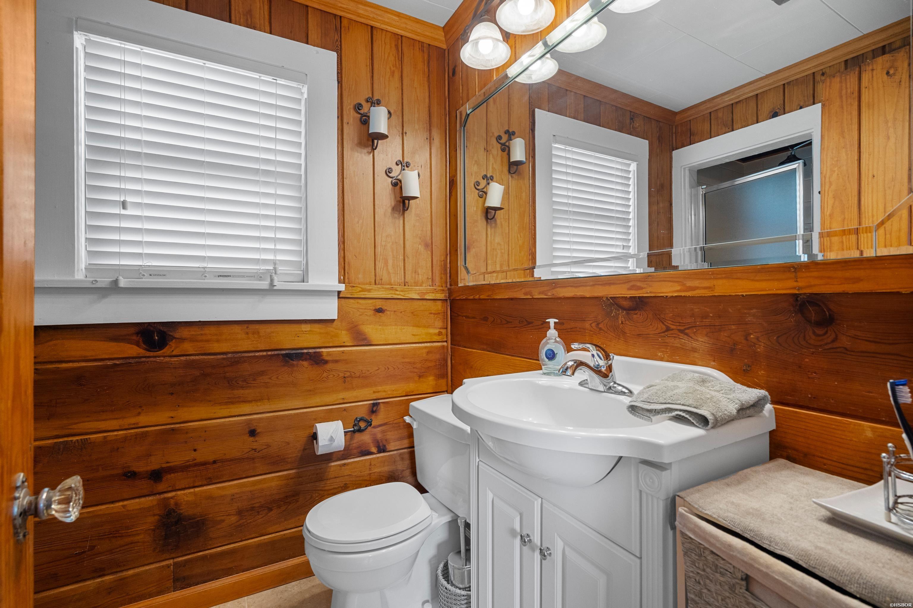105 Chambers Point Property Photo 15