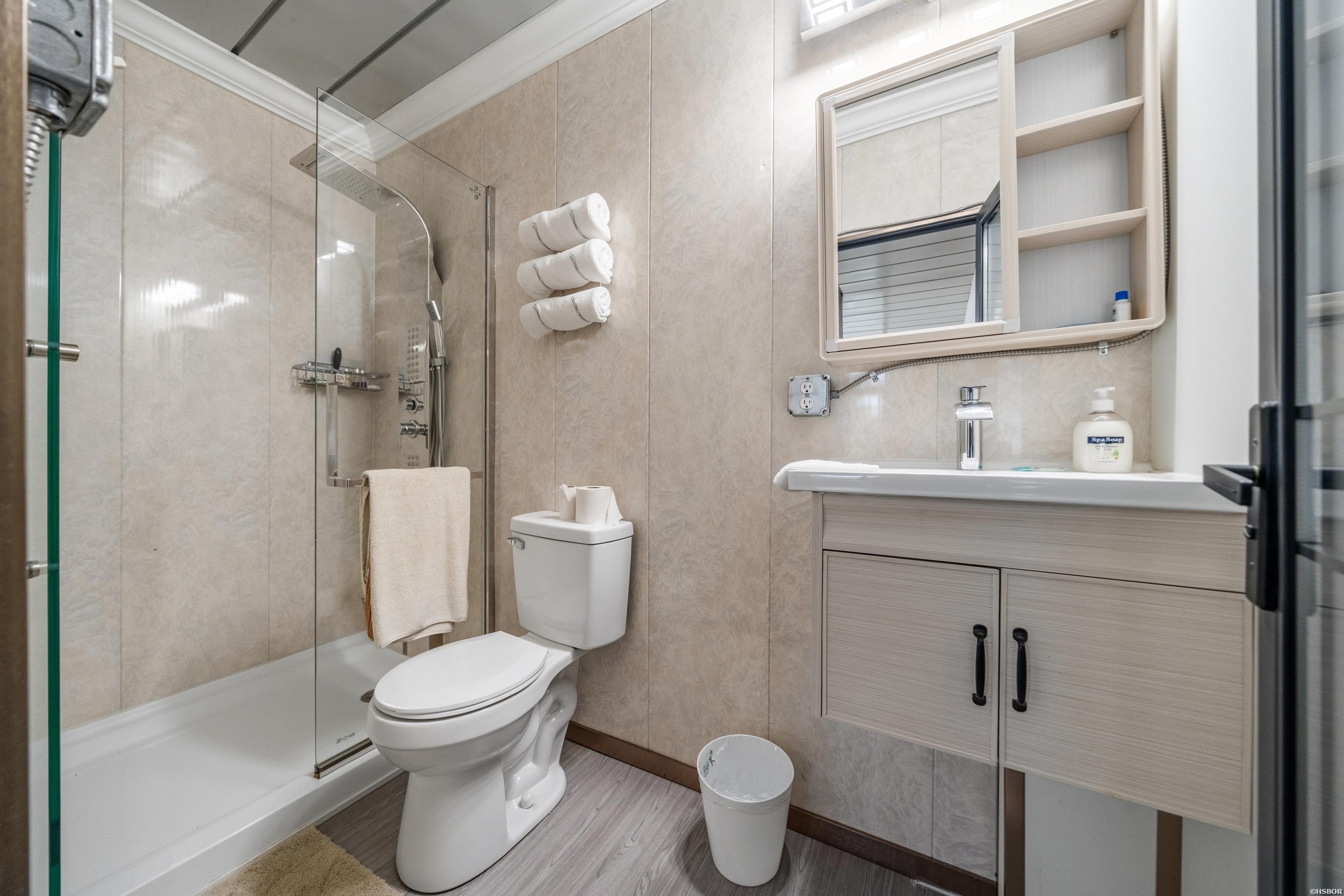 124 Waterfall Court Property Photo 45