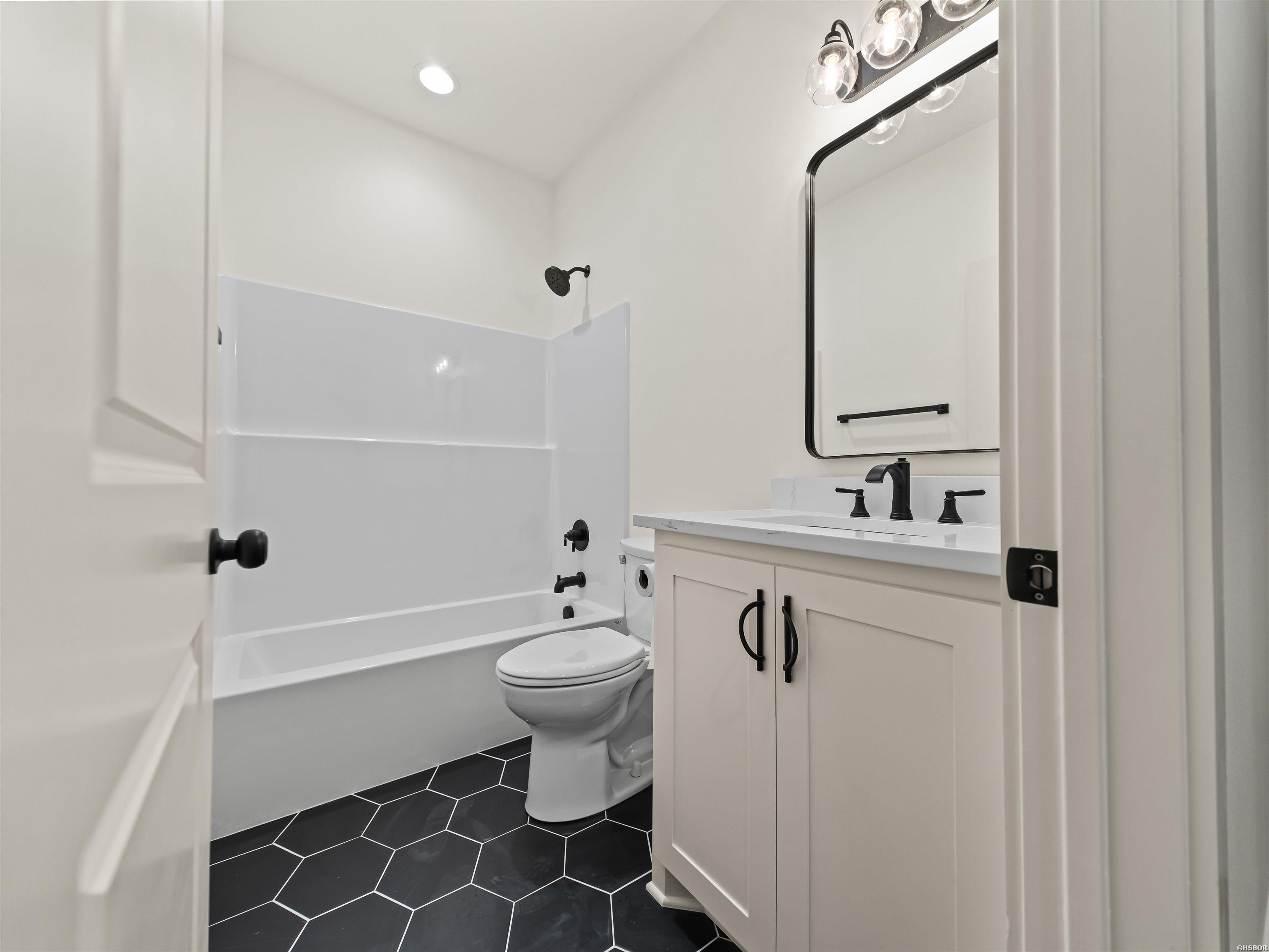 21 Alava Circle Property Photo 37