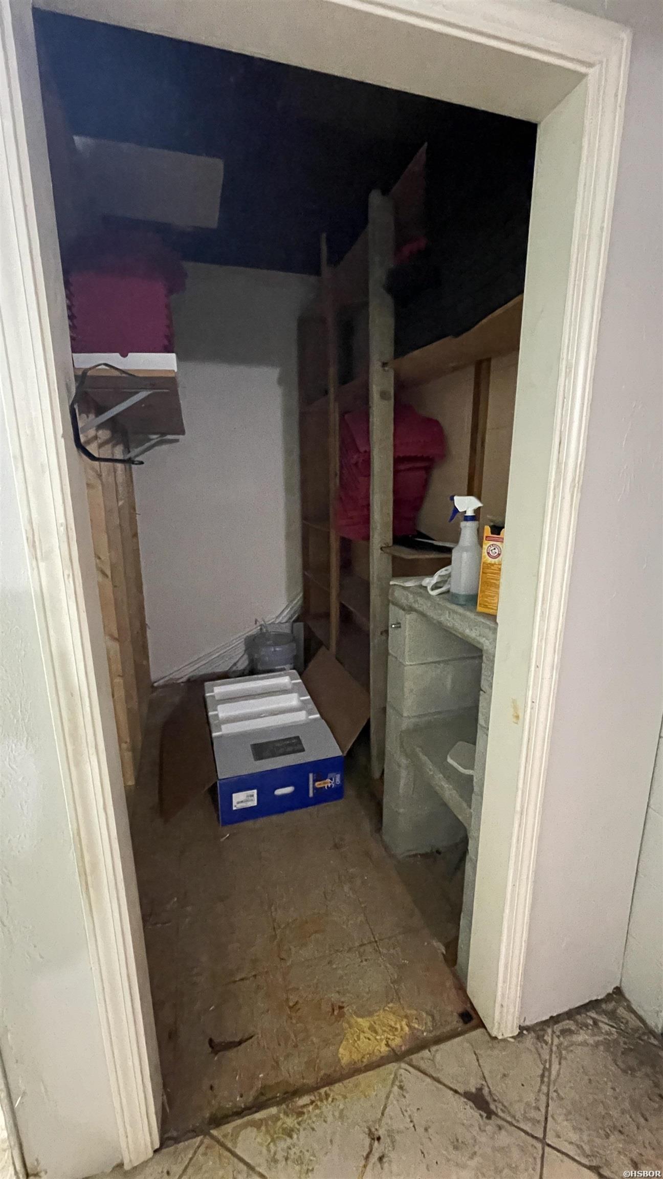 2918 Central Property Photo 9