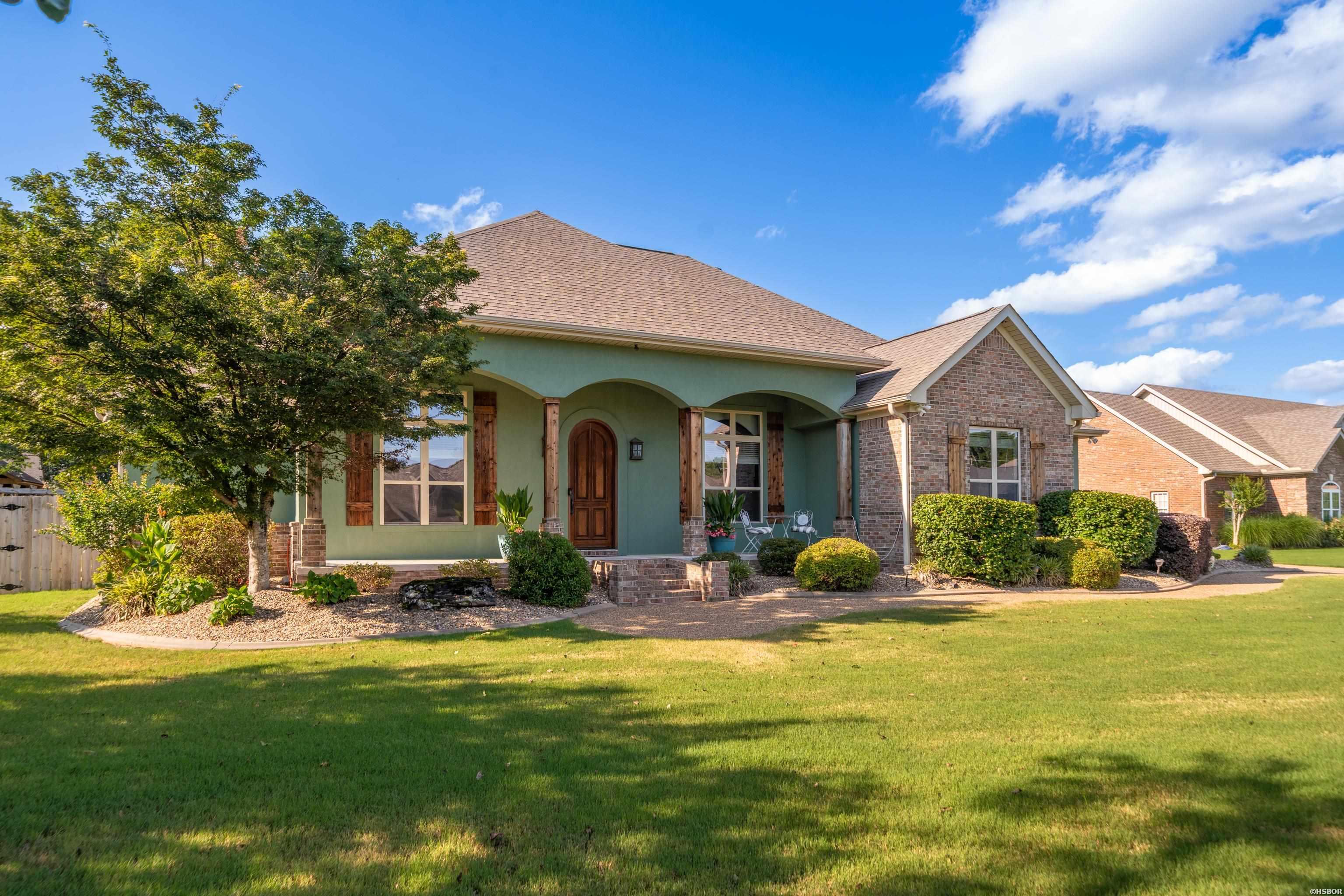 124 Setter Crossing Property Photo 2