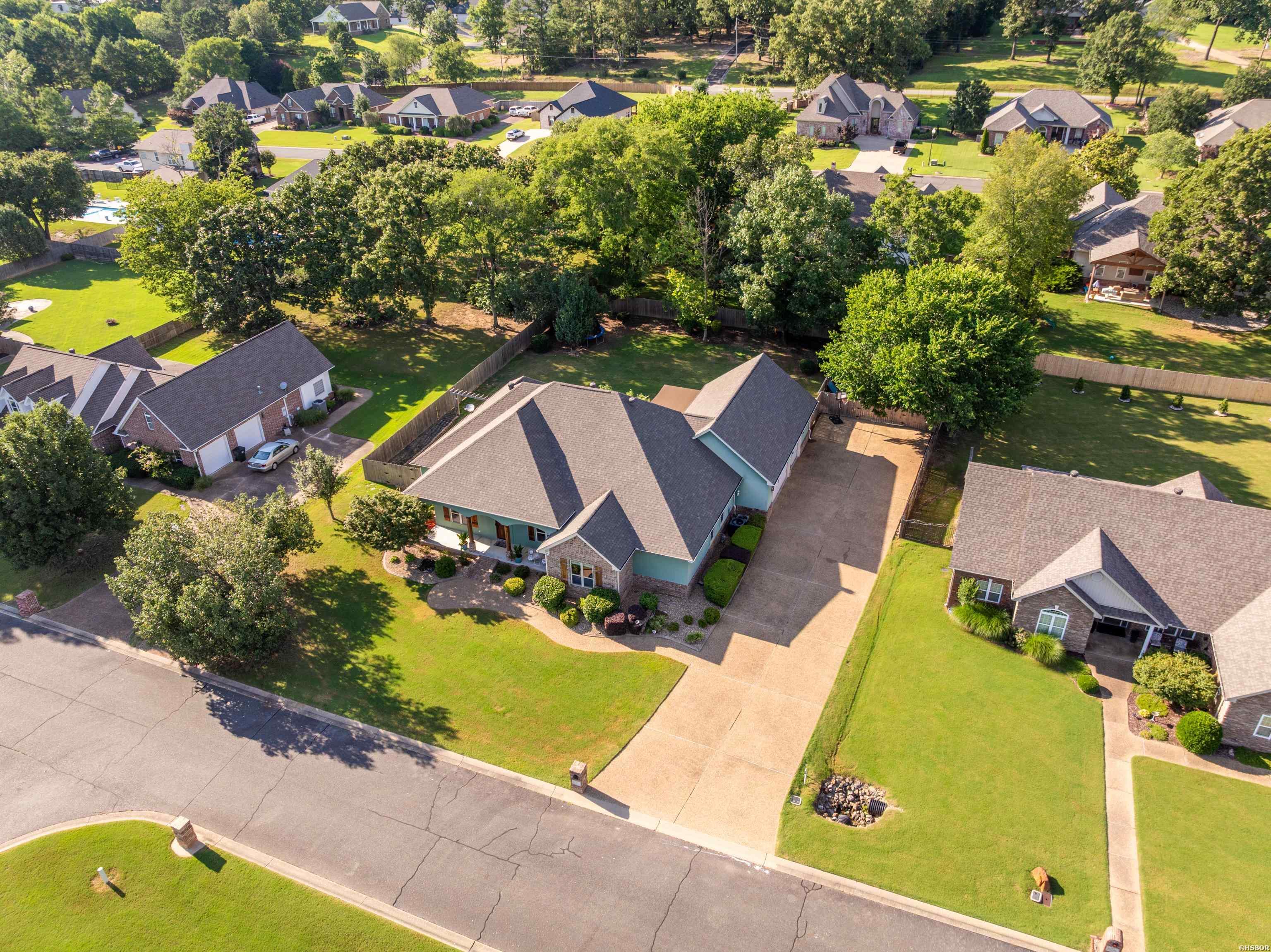 124 Setter Crossing Property Photo 3