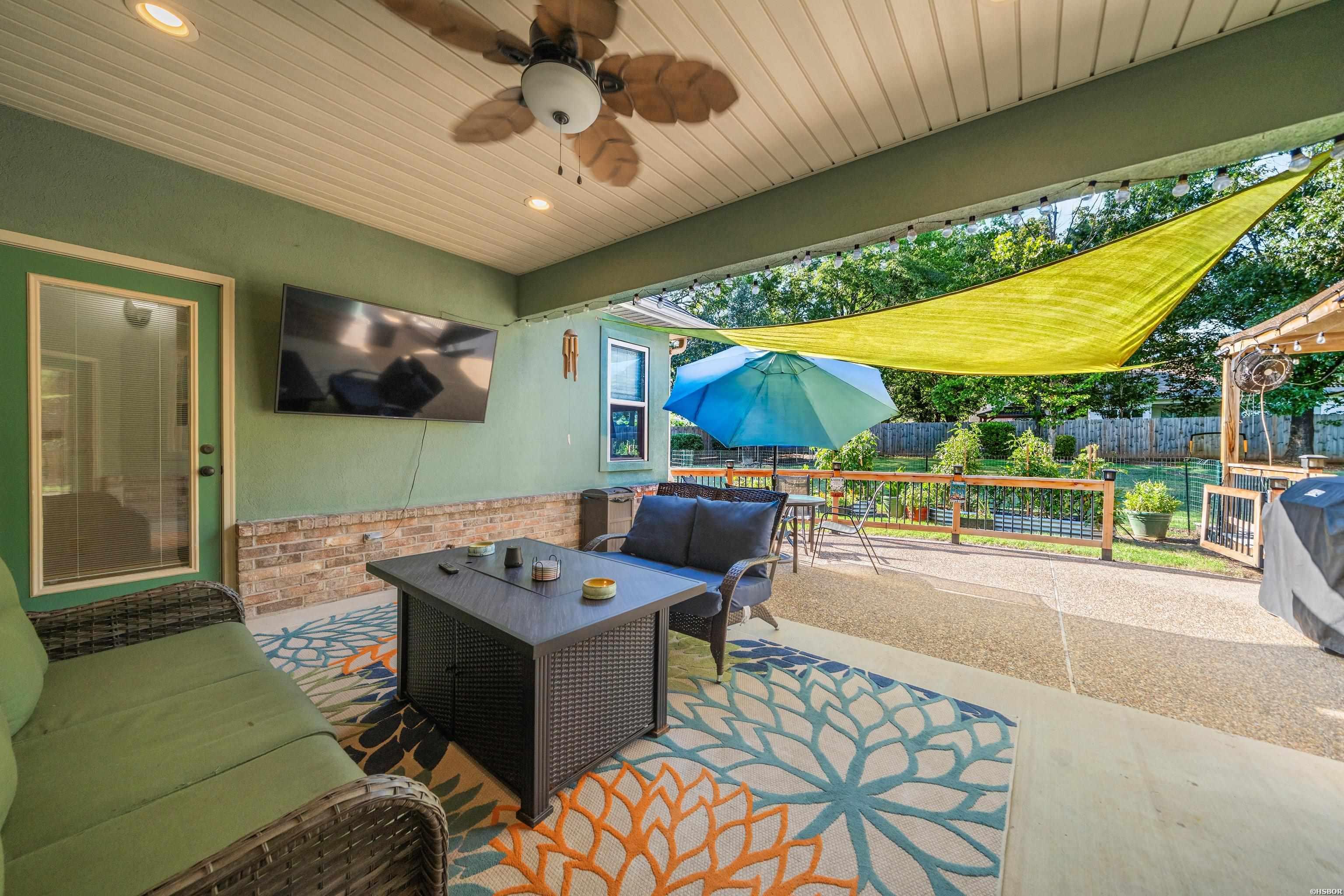 124 Setter Crossing Property Photo 40