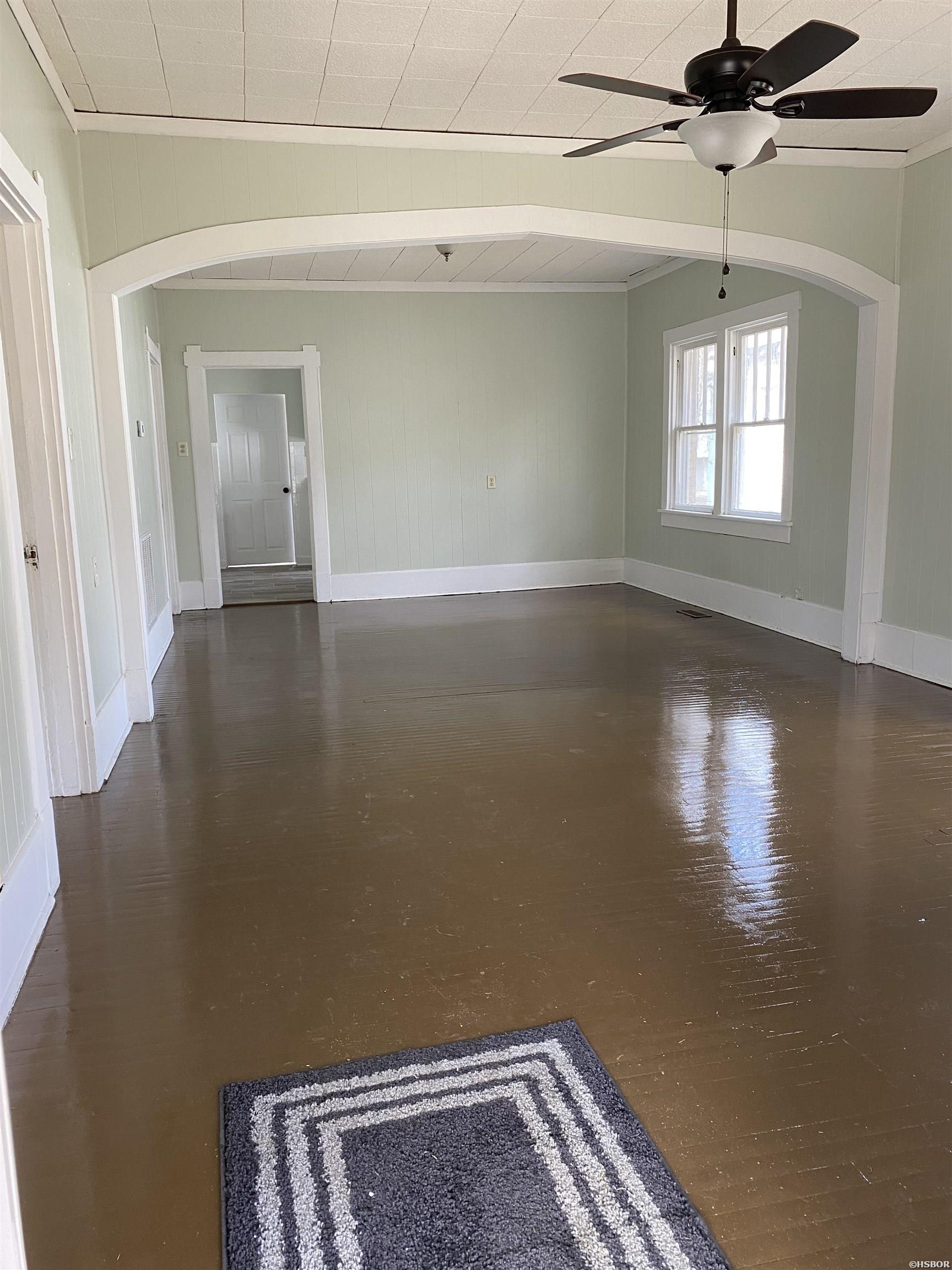 614-612 Oakcliff Property Photo 3