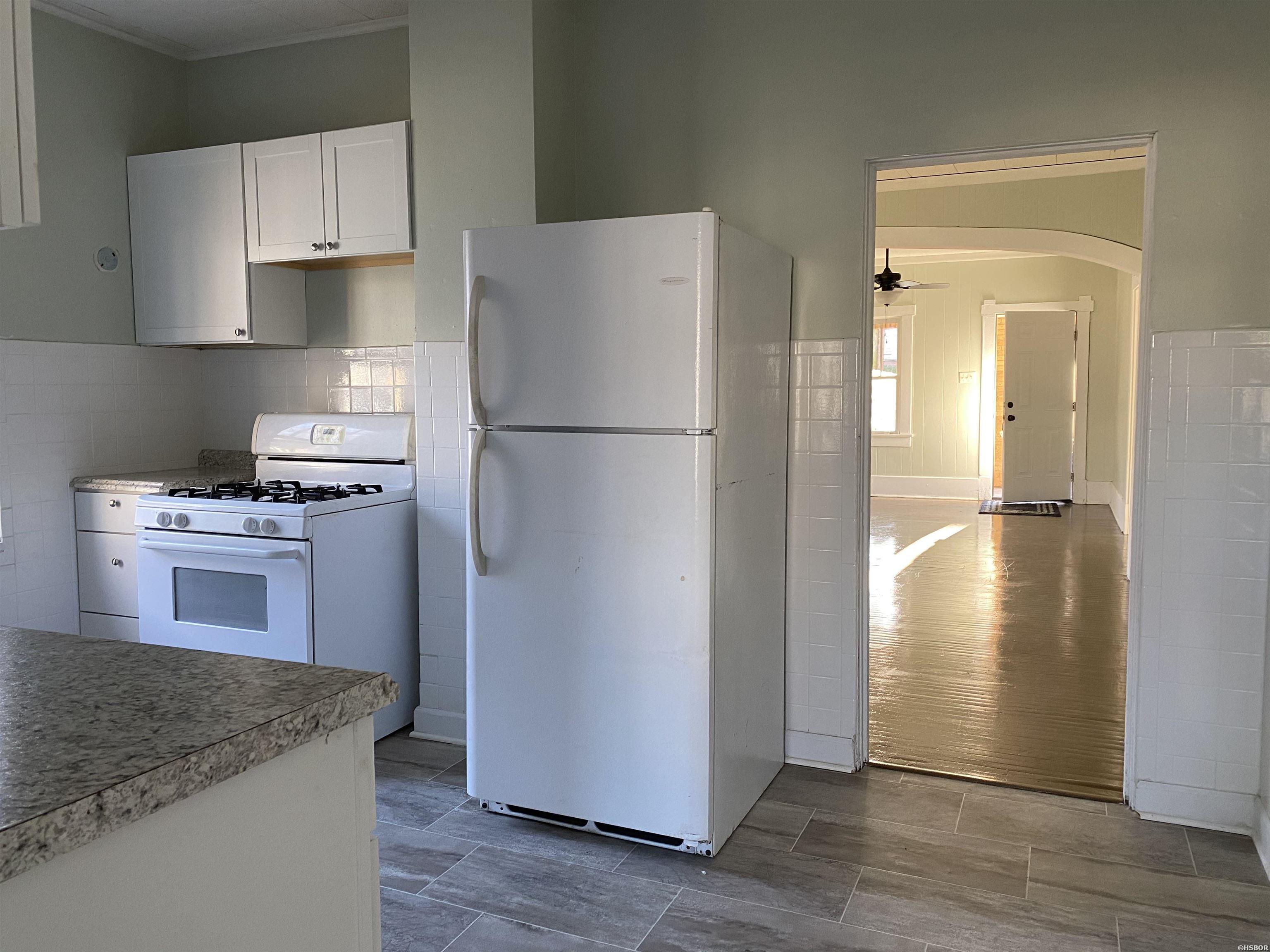 614-612 Oakcliff Property Photo 4