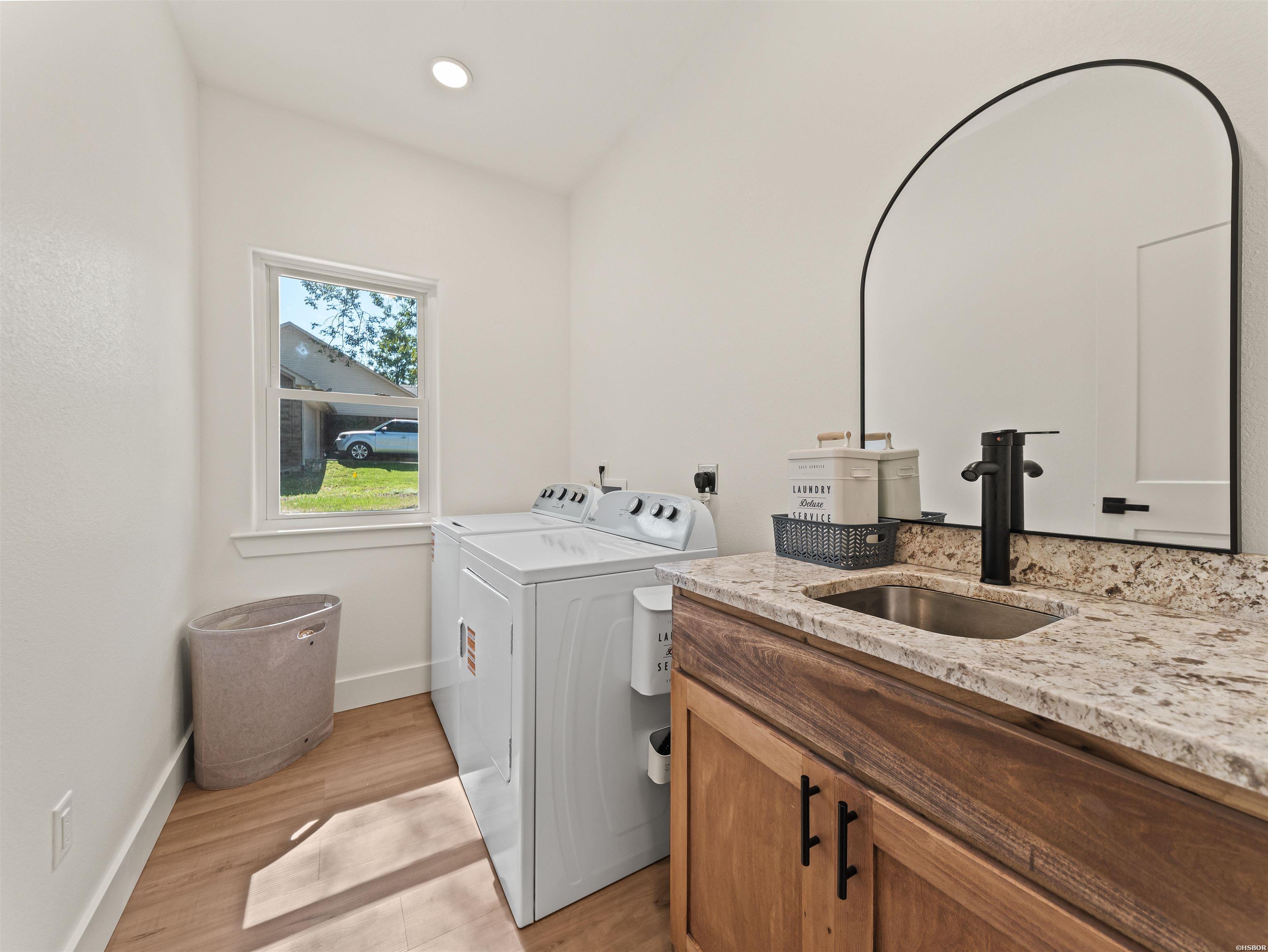 168 Pico Circle Property Photo 7