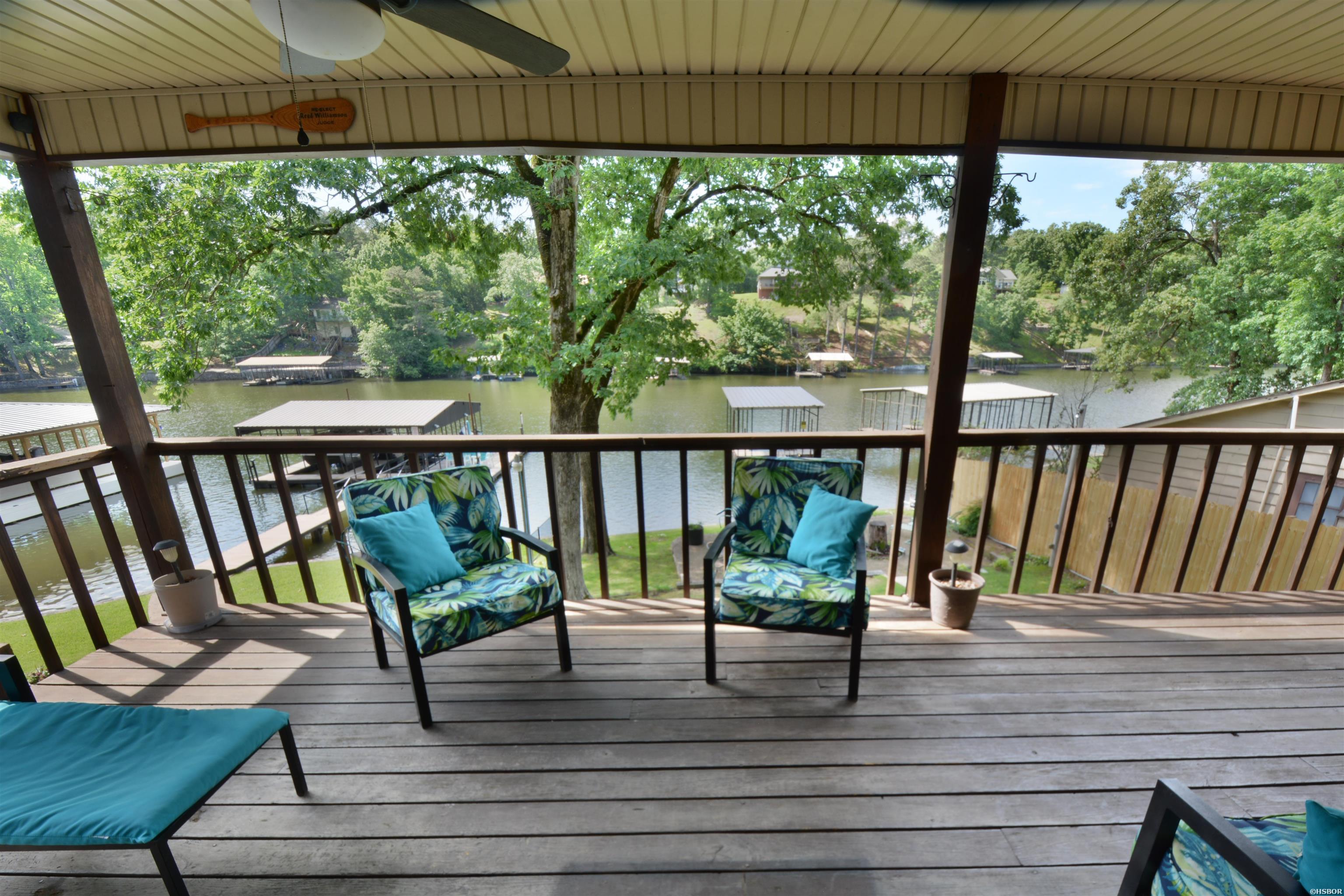 208 Edgewater Circle Property Photo 17