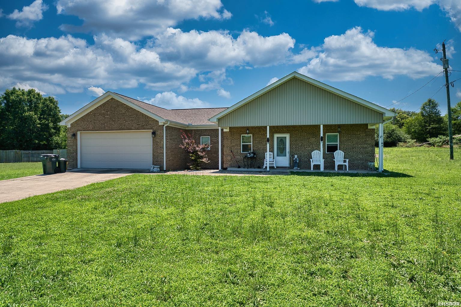 1306 Oak Grove Road Property Photo 2