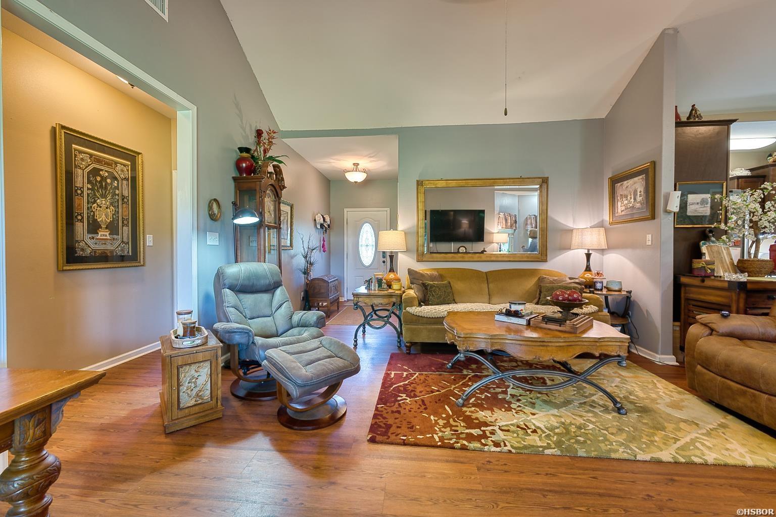1306 Oak Grove Road Property Photo 8