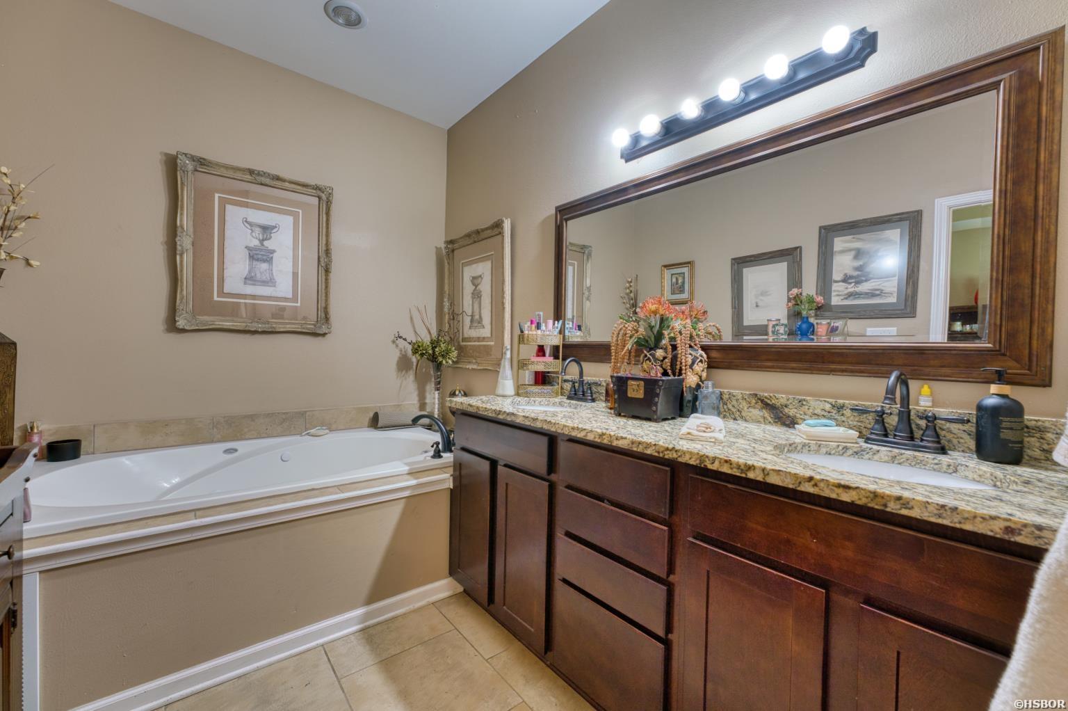 1306 Oak Grove Road Property Photo 20