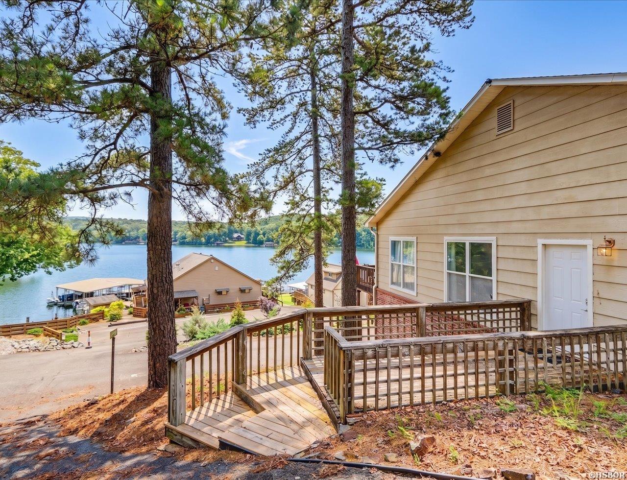 179 MARINA Point Property Photo 1
