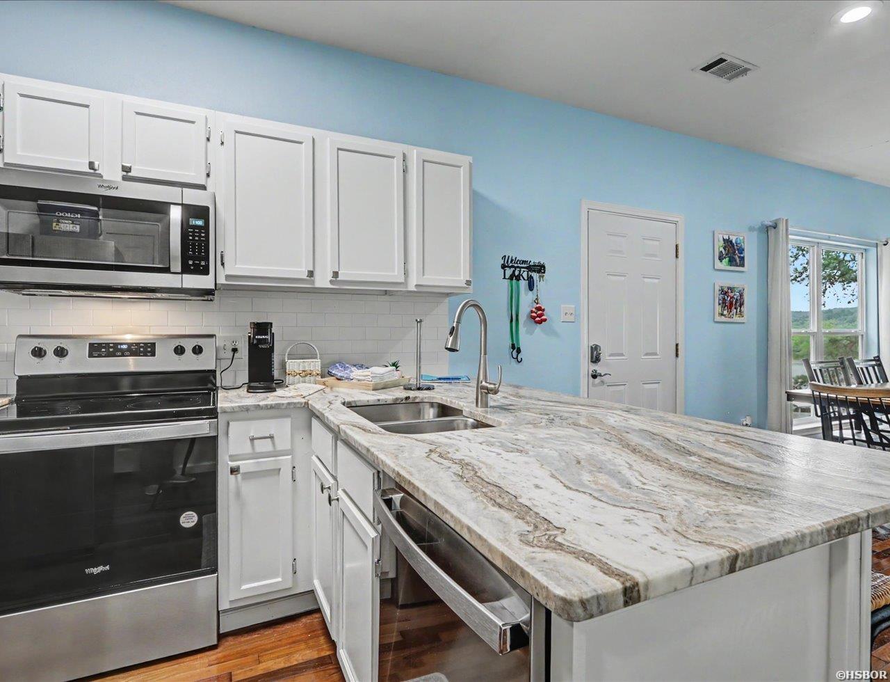 179 Marina Point Property Photo 8