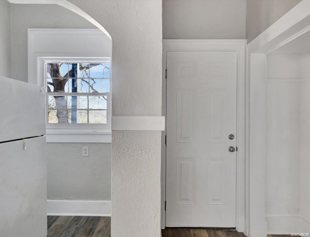 3409 W Markham Street Property Photo 24