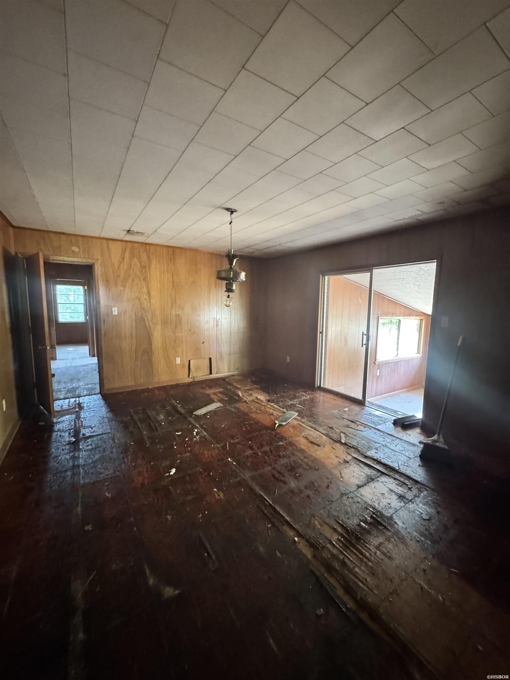 110 Morningstar Property Photo 4