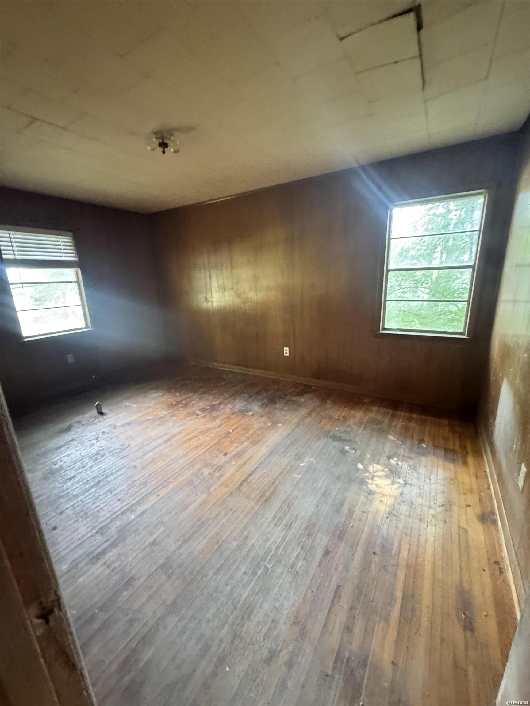 110 Morningstar Property Photo 8