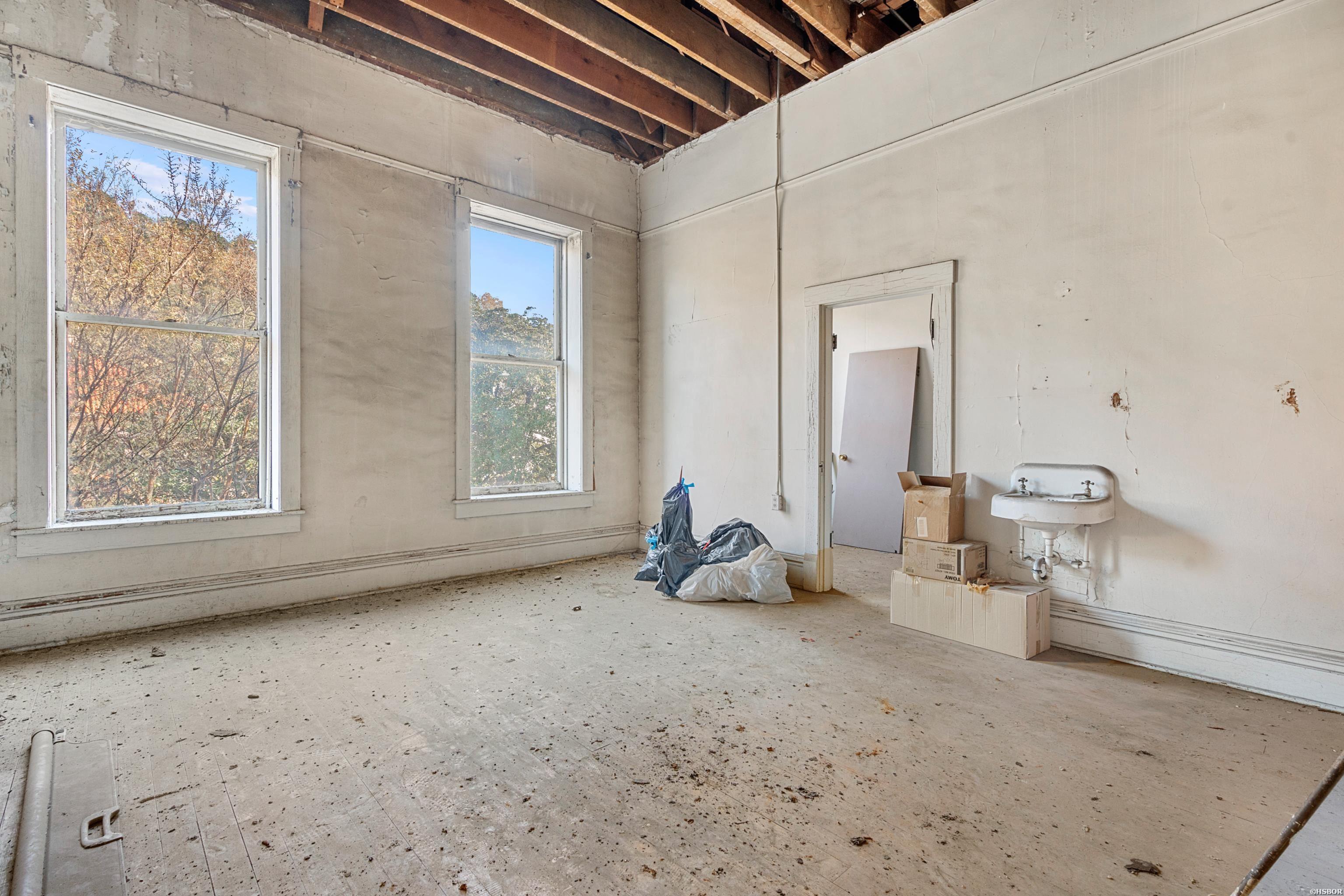 348 Central Avenue Property Photo 19