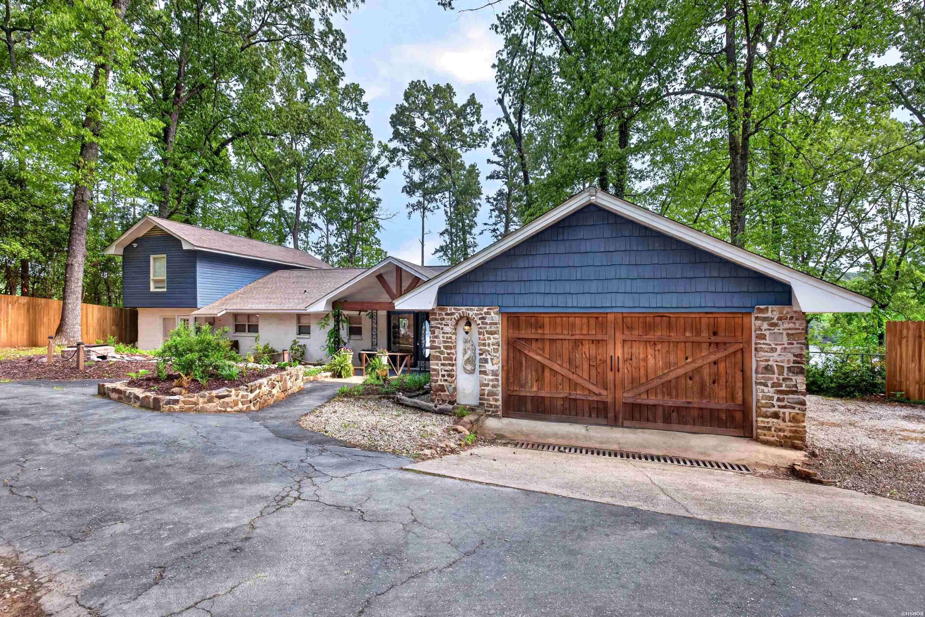 1391 Timberlake Drive Property Photo 3