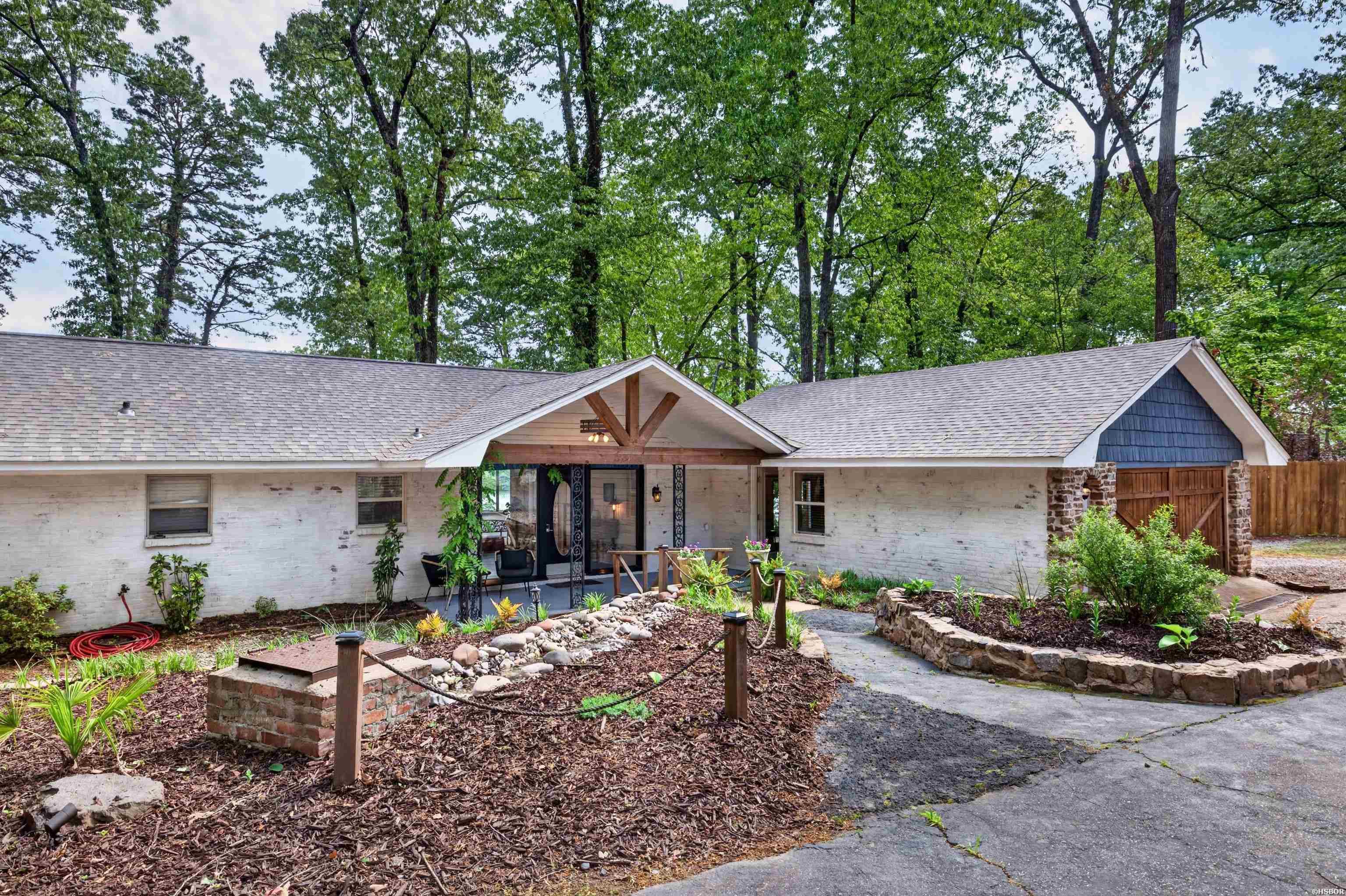 1391 Timberlake Drive Property Photo 6
