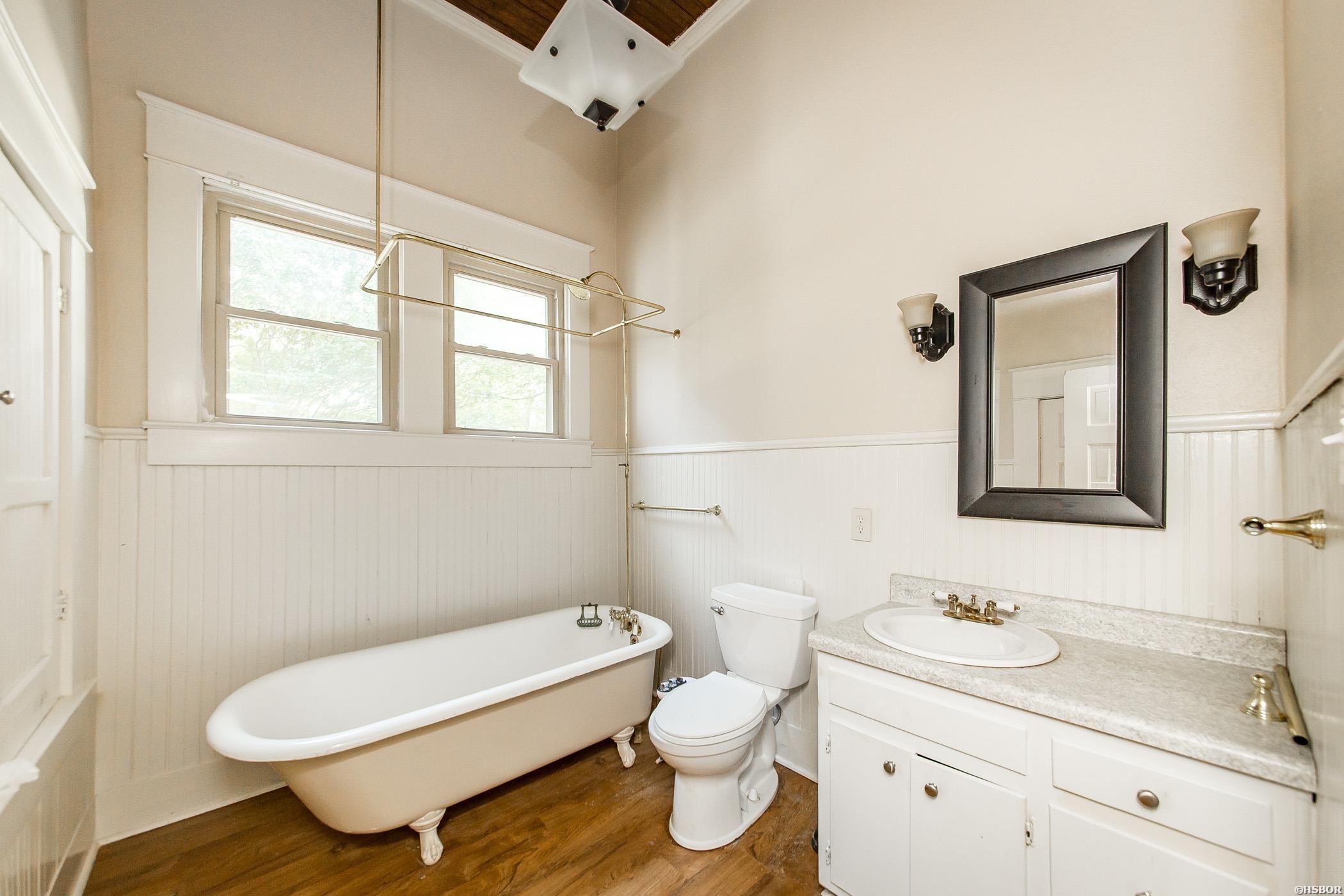 801 Crittenden Street Property Photo 18