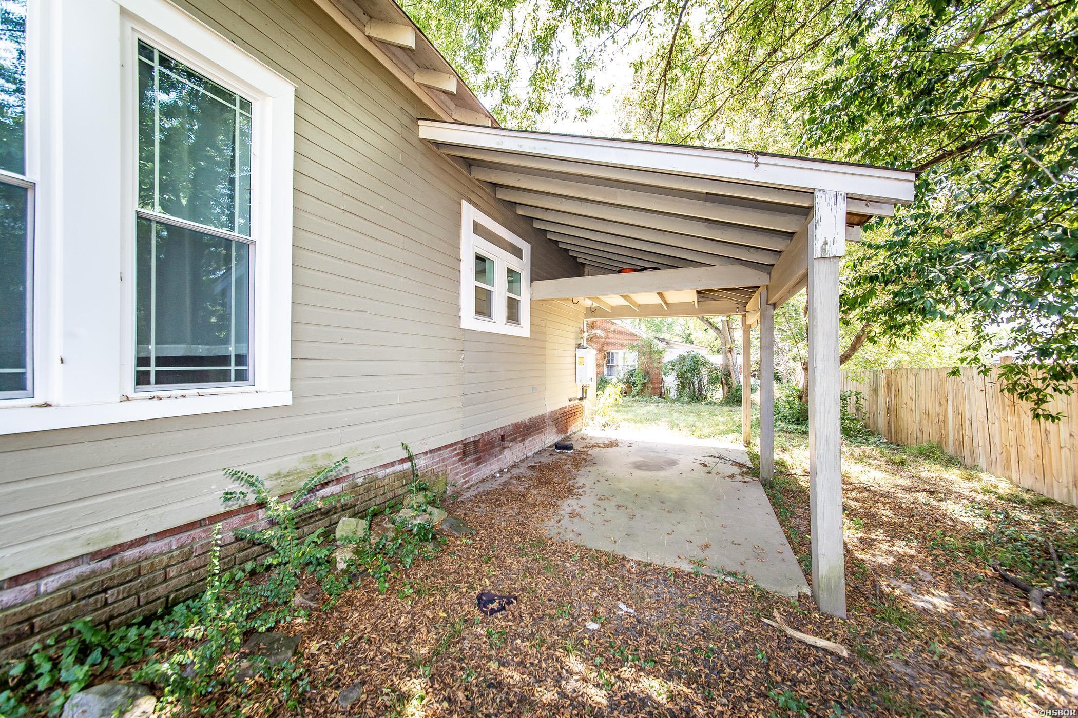 801 Crittenden Street Property Photo 24