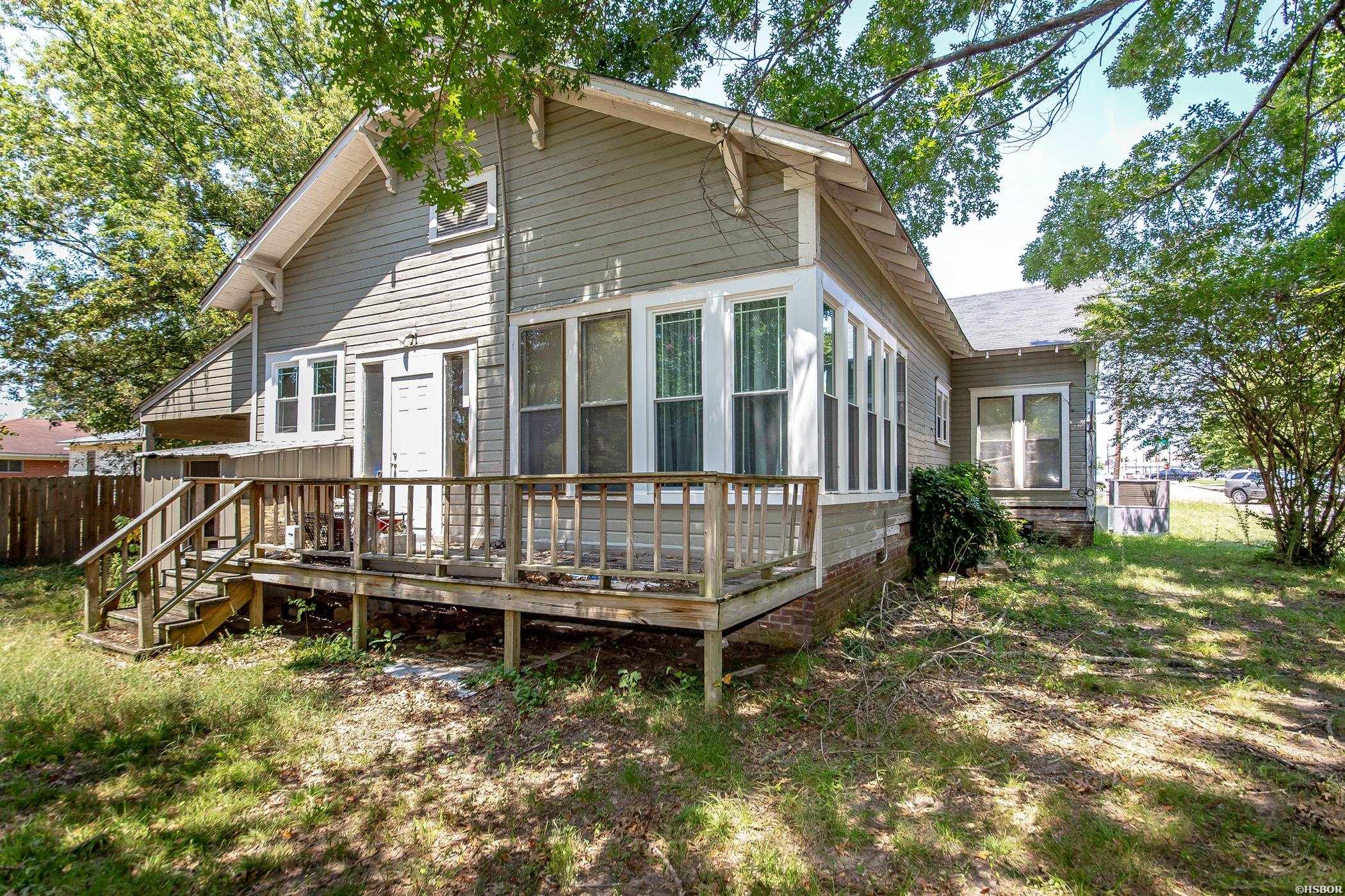 801 Crittenden Street Property Photo 26
