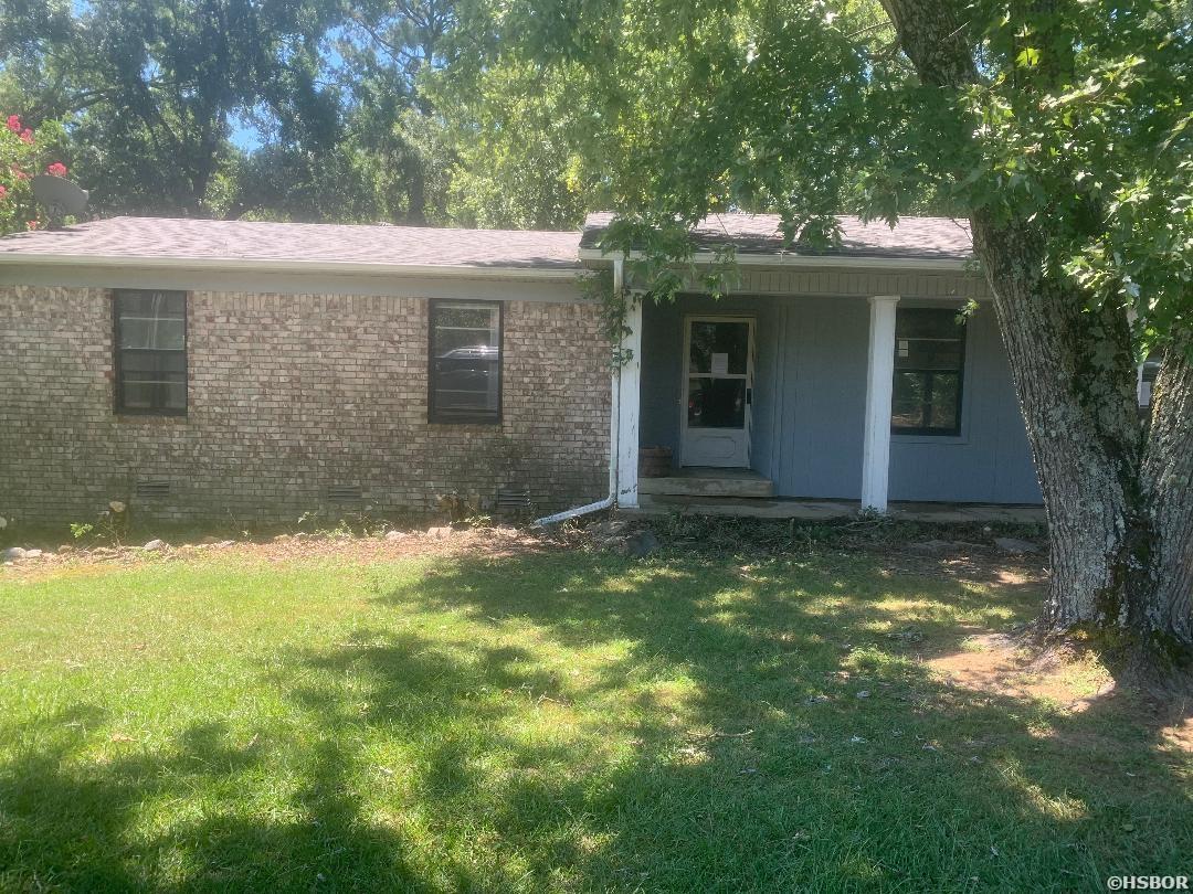 215 Cynthia Circle Property Photo 1