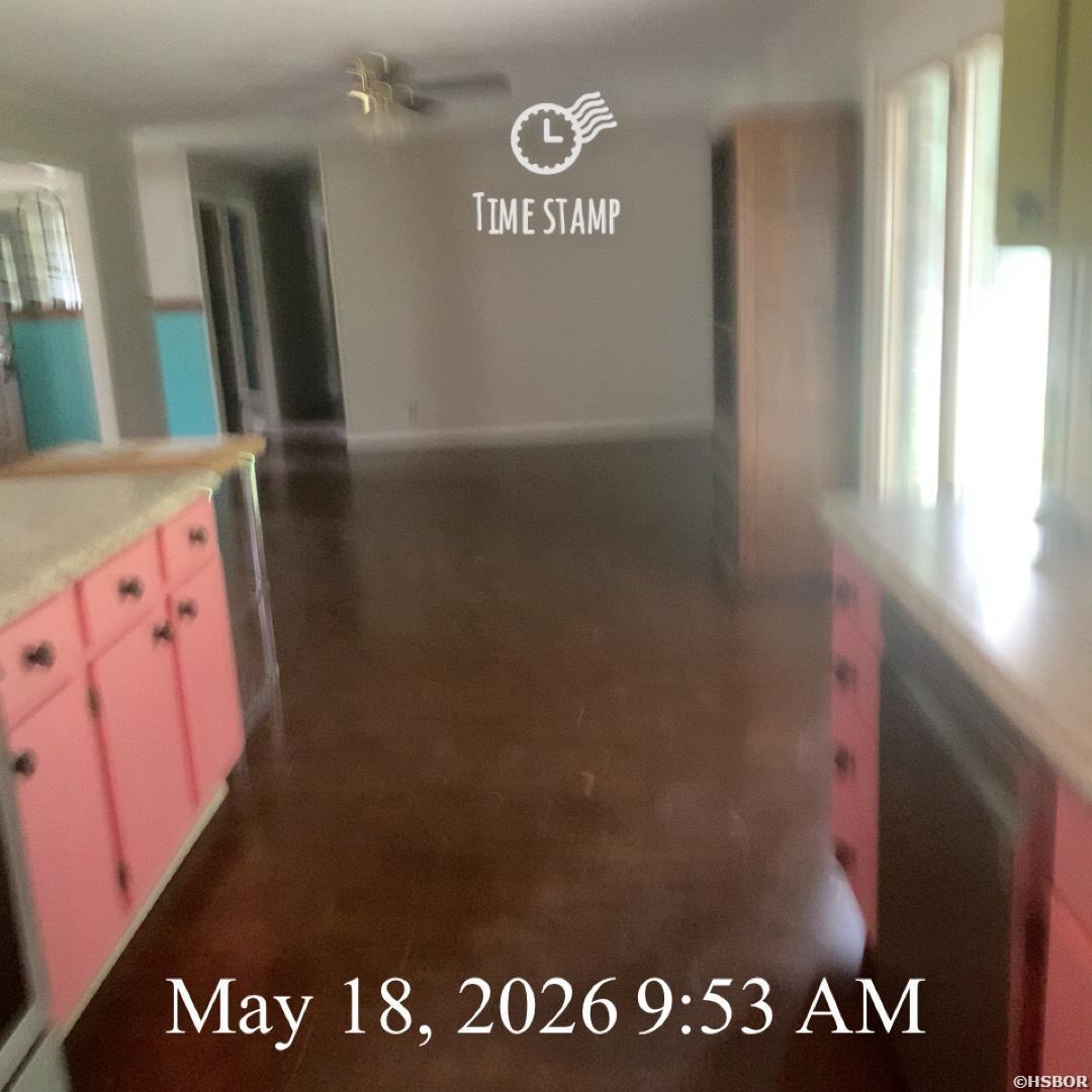 215 Cynthia Circle Property Photo 4