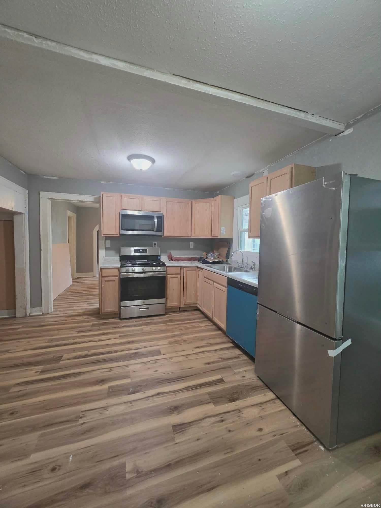 1012 Hobson Property Photo 6