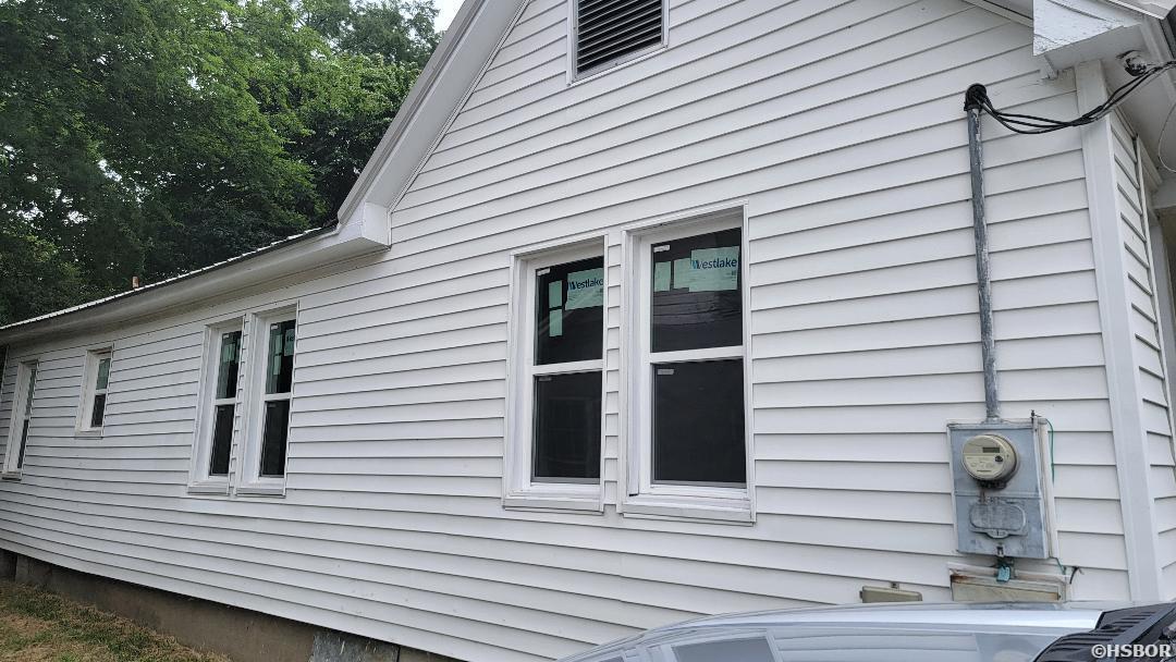 1012 Hobson Property Photo 9