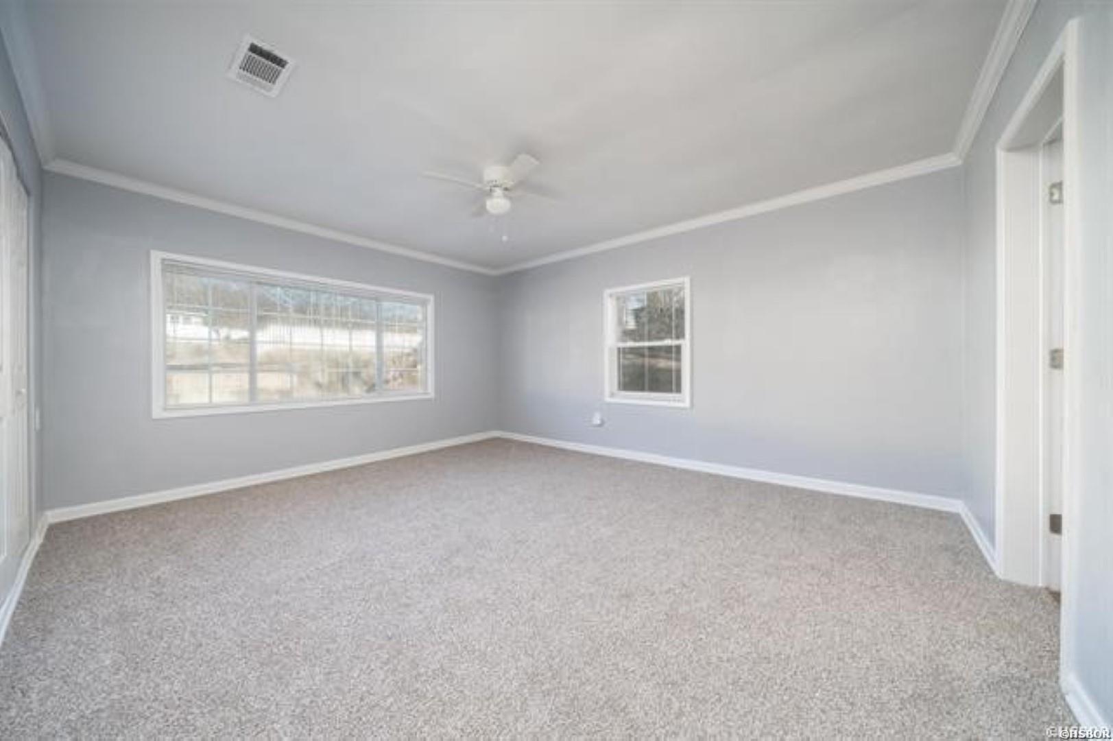 220 Beard Street Property Photo 18
