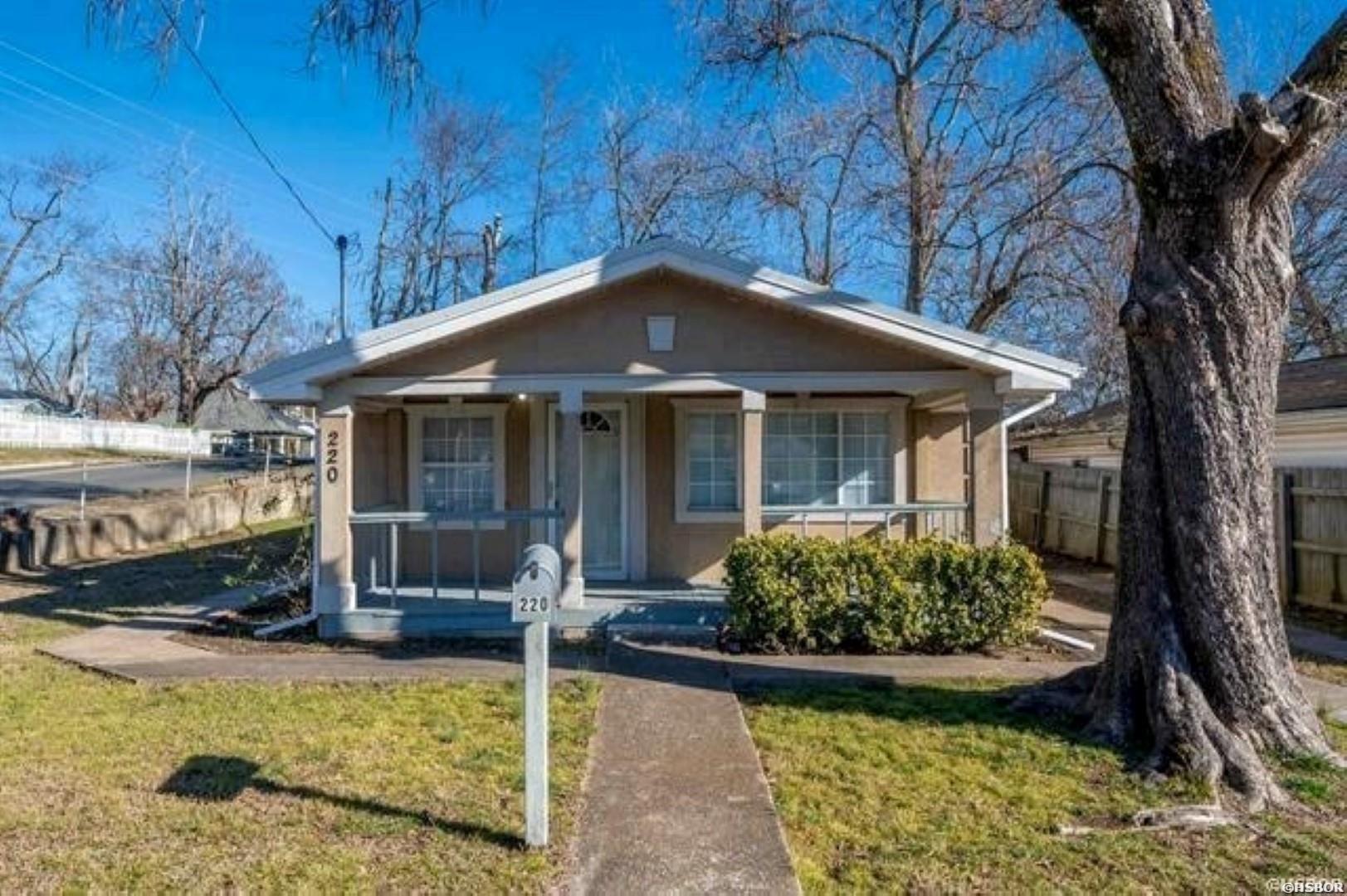 220 Beard Street Property Photo 31