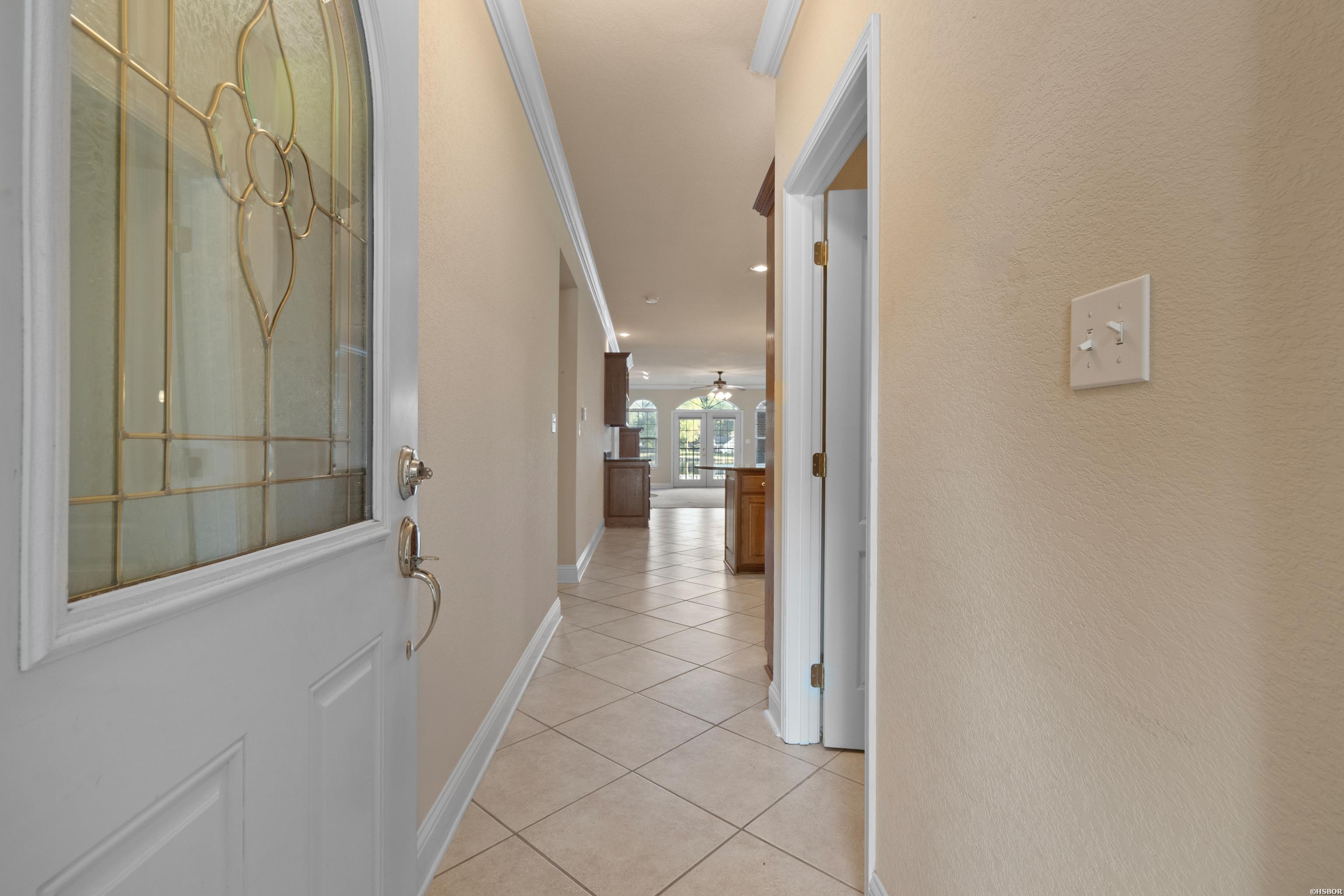 451 Lakeland Property Photo 7