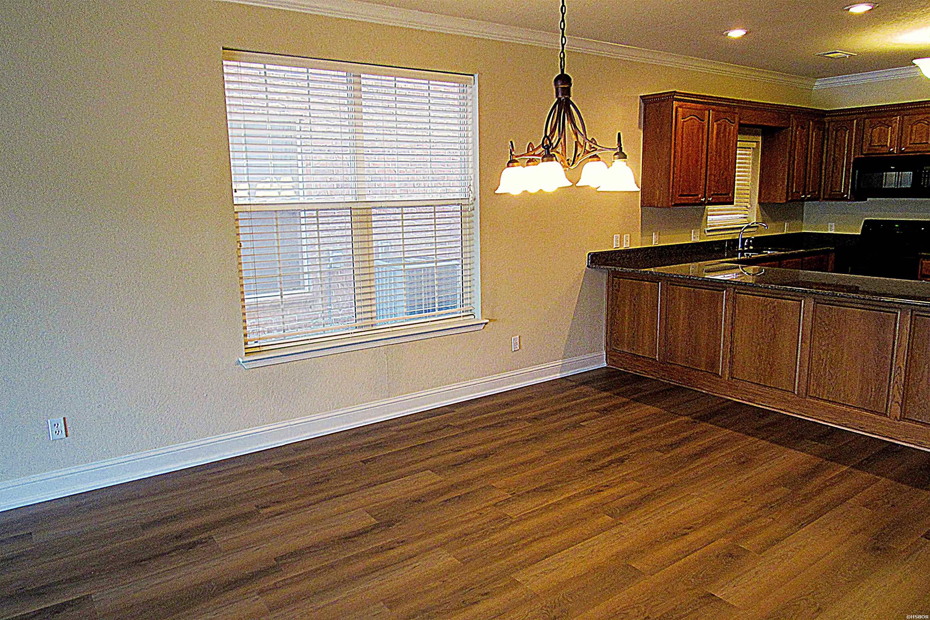 451 Lakeland Property Photo 12