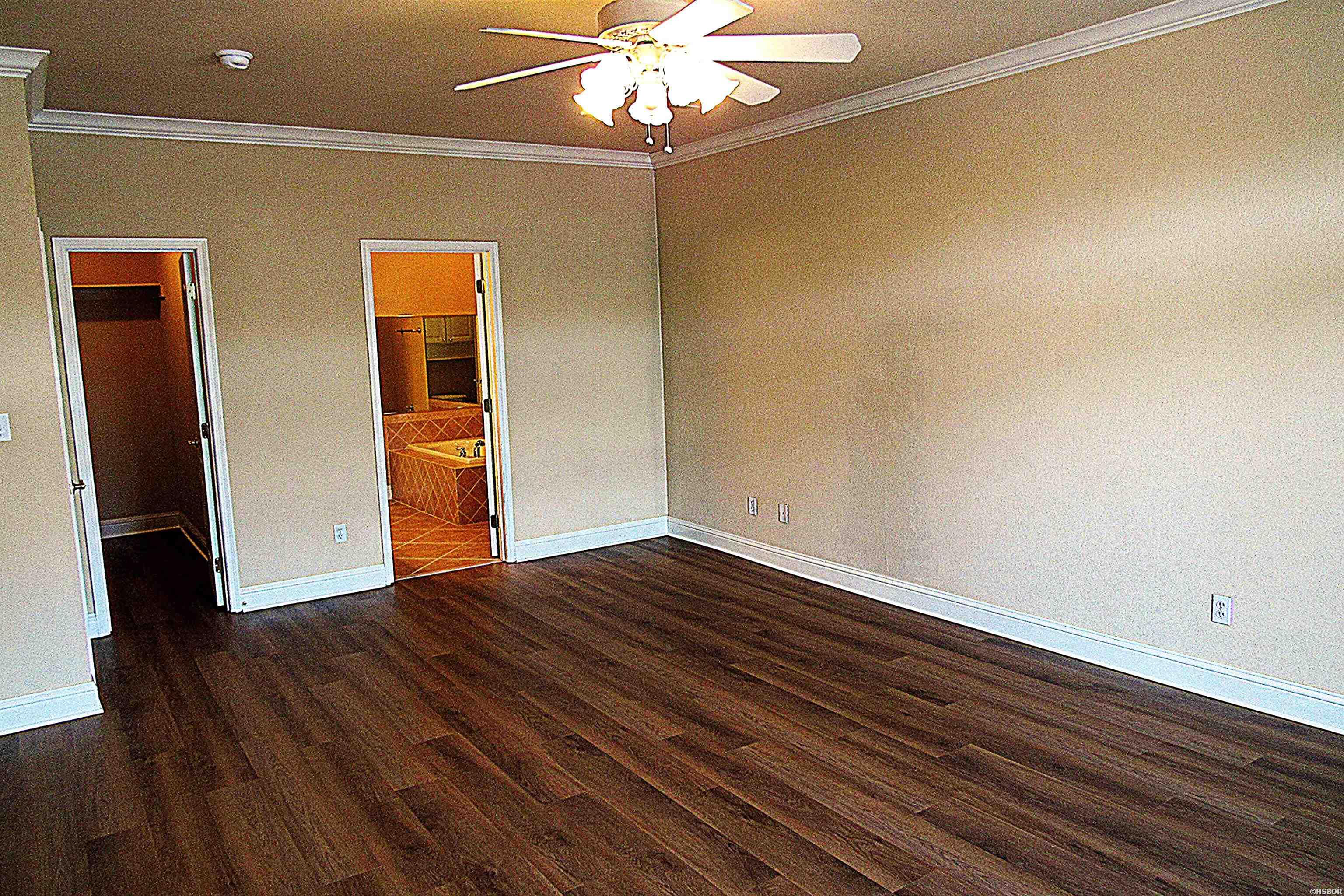 451 Lakeland Property Photo 22