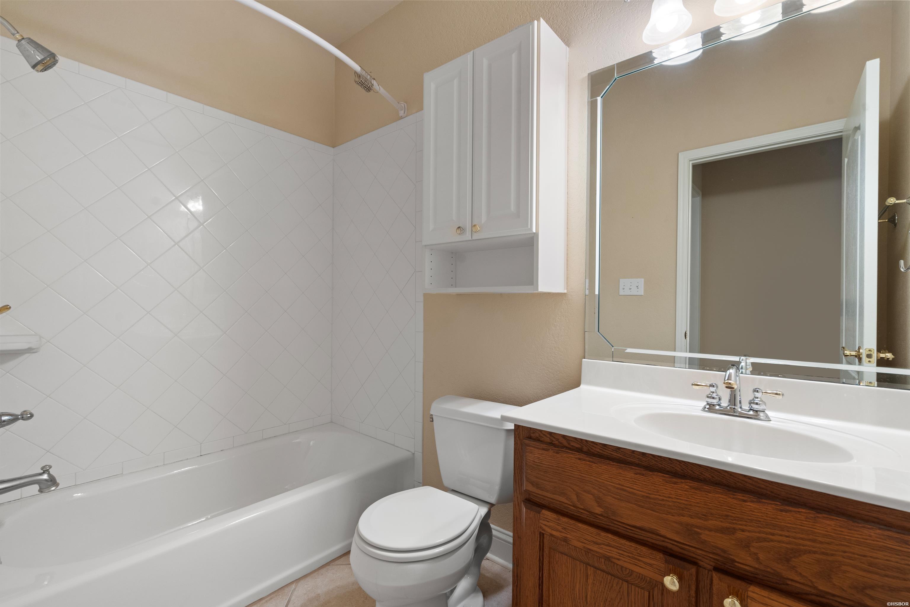 451 Lakeland Property Photo 24