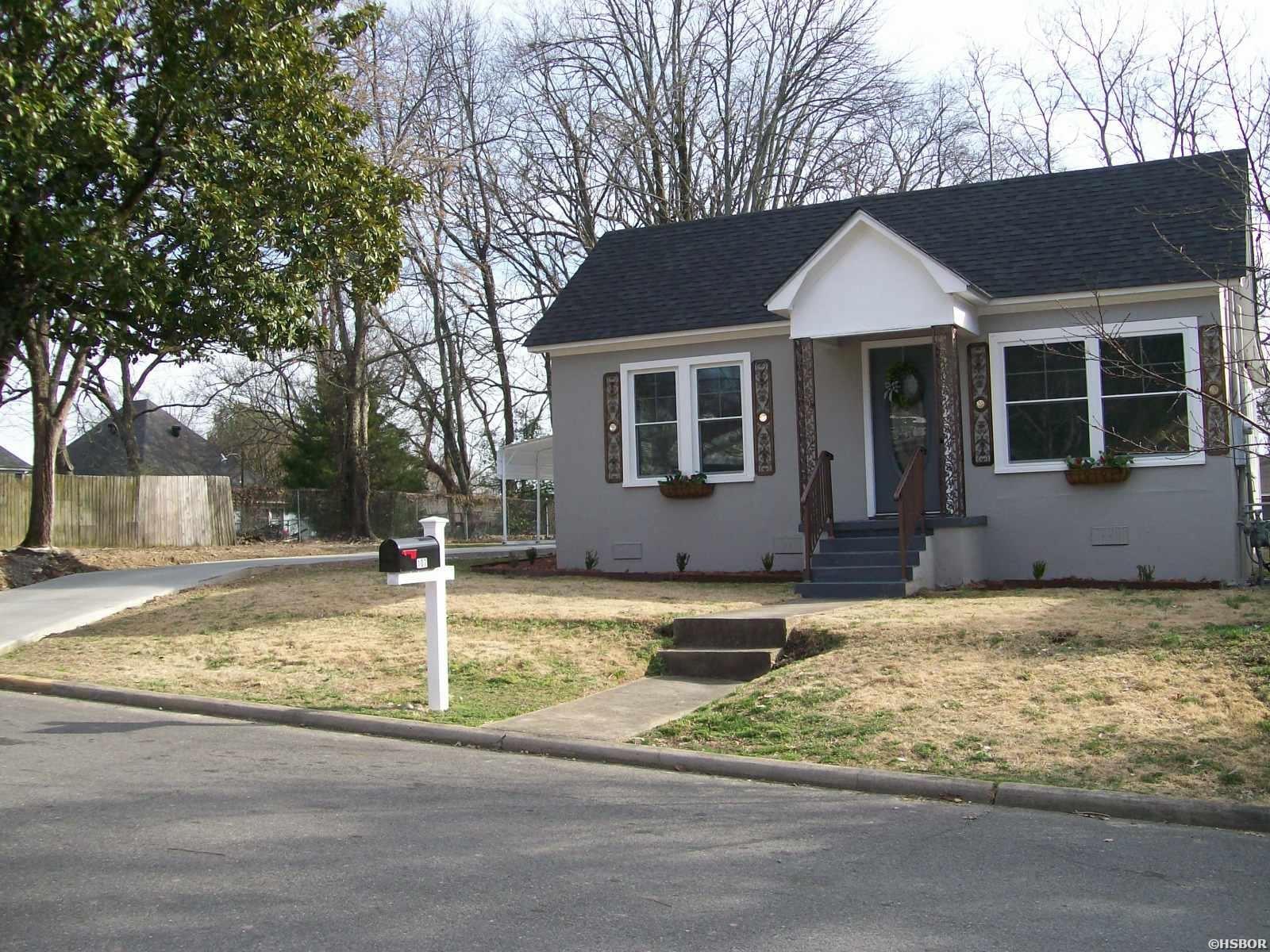 107 Noxon Street Property Photo 4