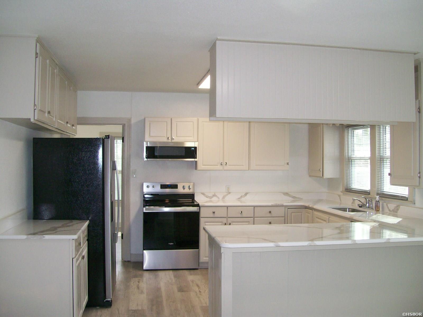 107 Noxon Street Property Photo 7